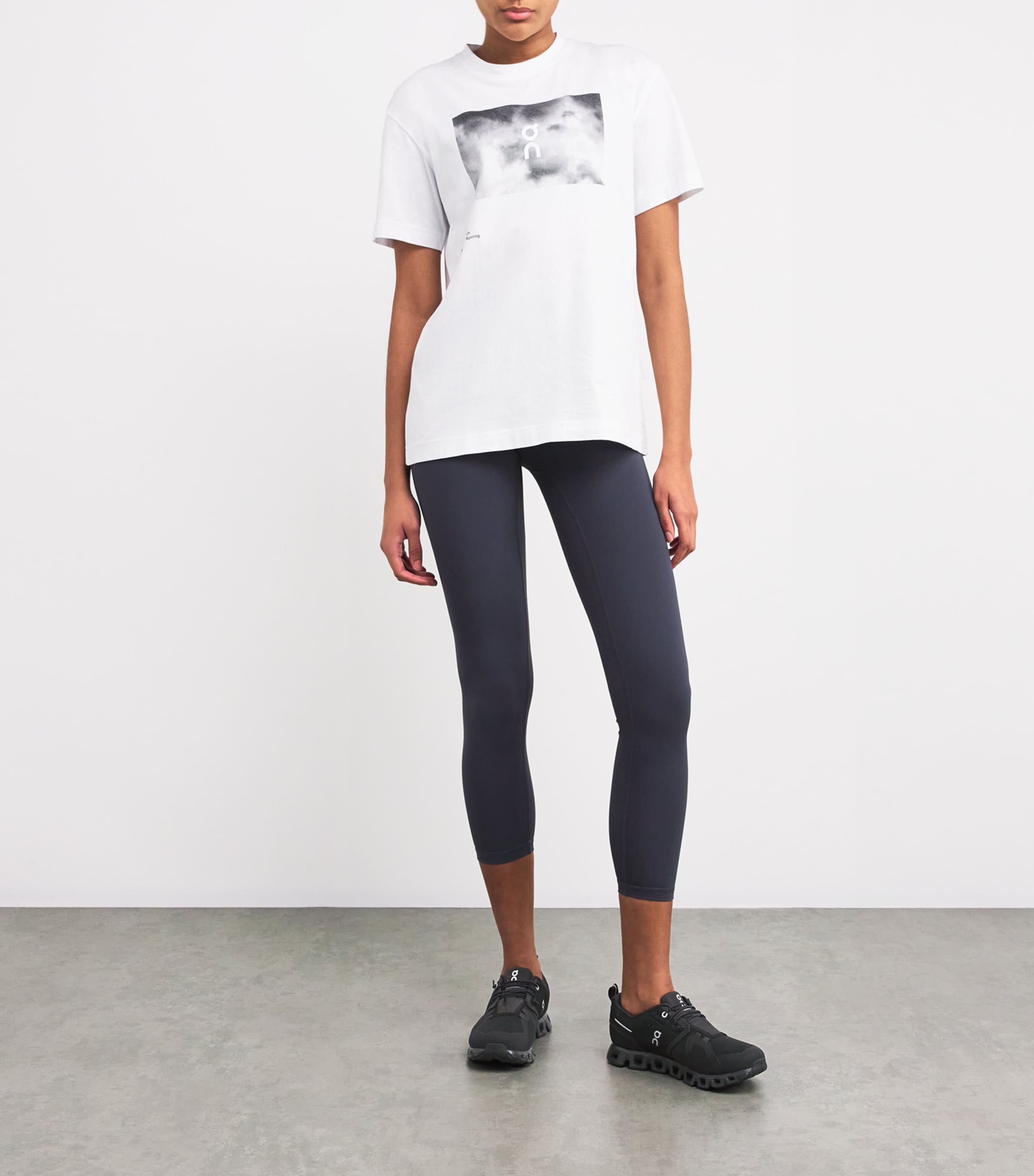 Waterproof Cloud 5 Trainers ALL BLACK Image 6