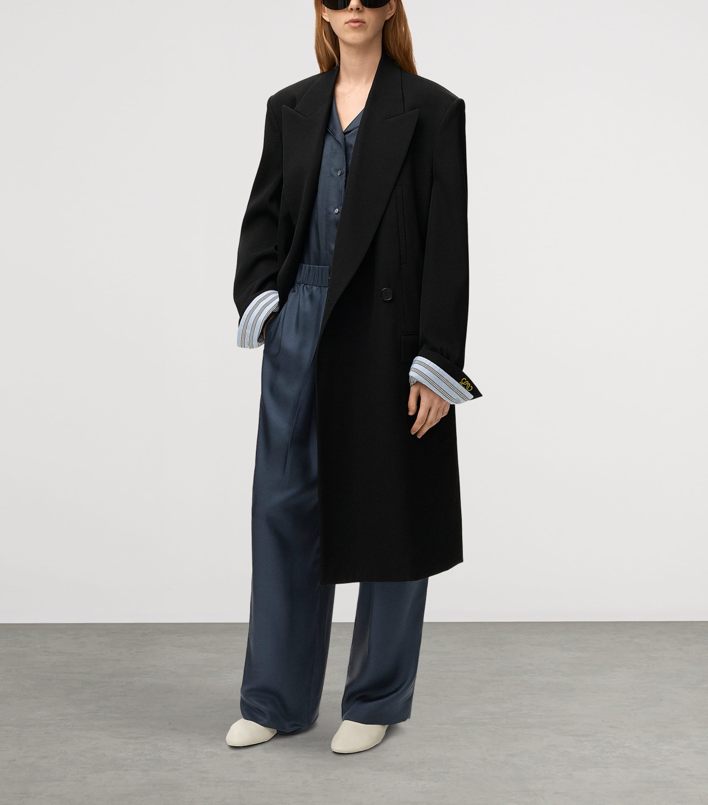 LOEWE Womens Silk-Blend Logo Waistband Trousers Dark Grey Image 2