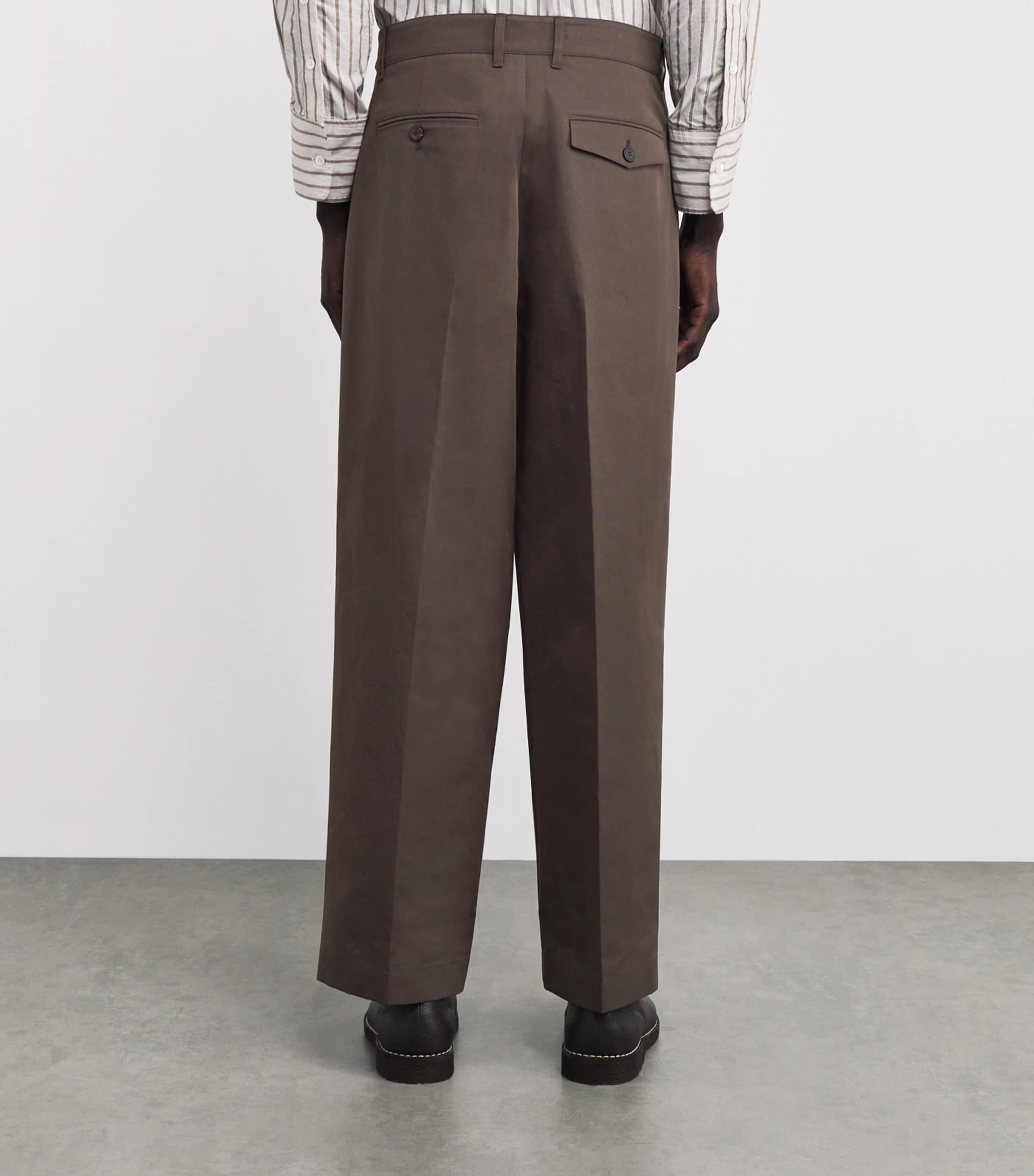 Cotton-Blend Pleated Straight Trousers BROWN Image 4