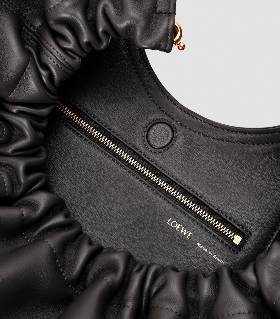 Medium Leather Squeeze Top-Handle Bag BLACK Image 13