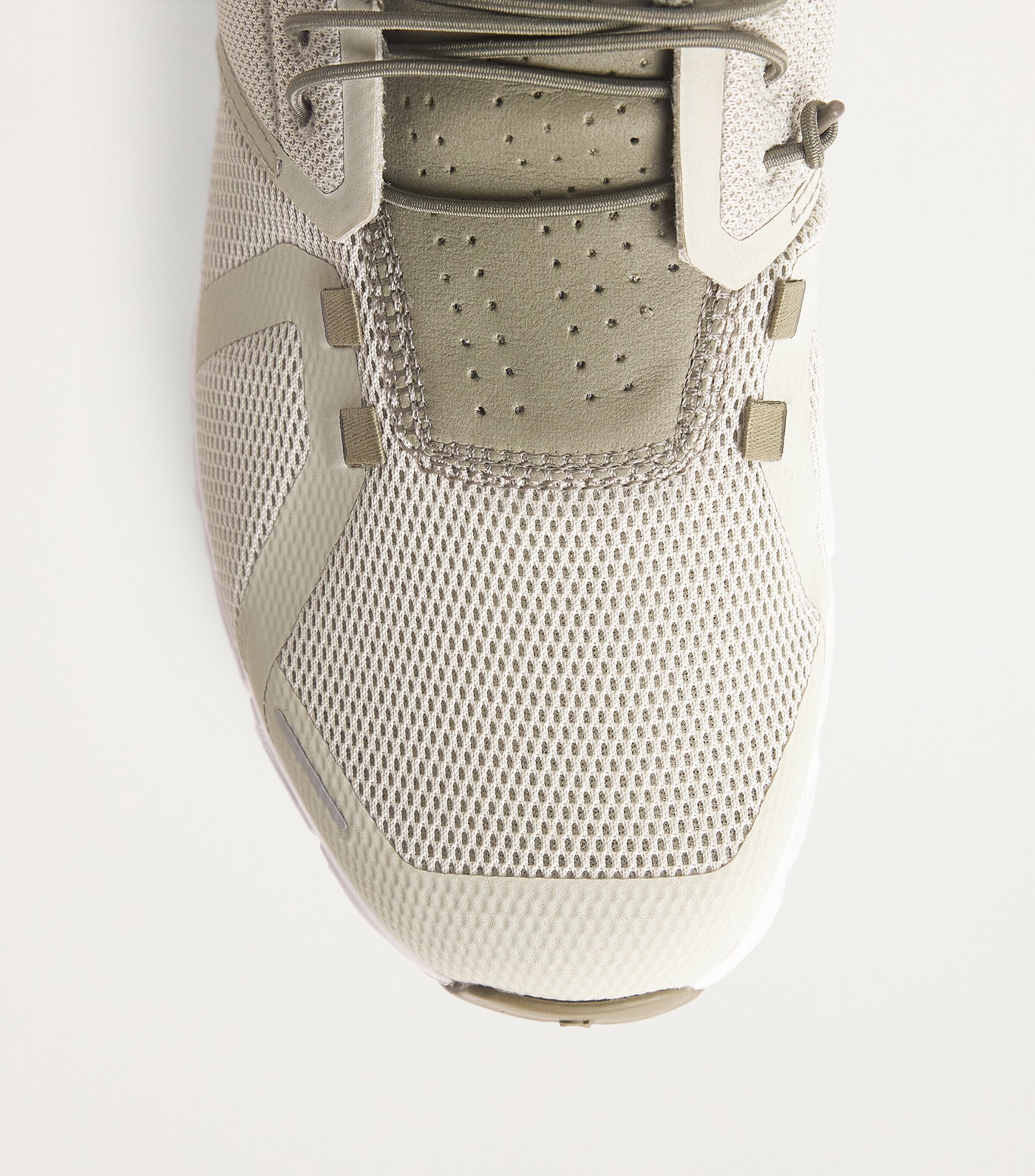 Cloud 5 Trainers CHALK / GROVE Image 5