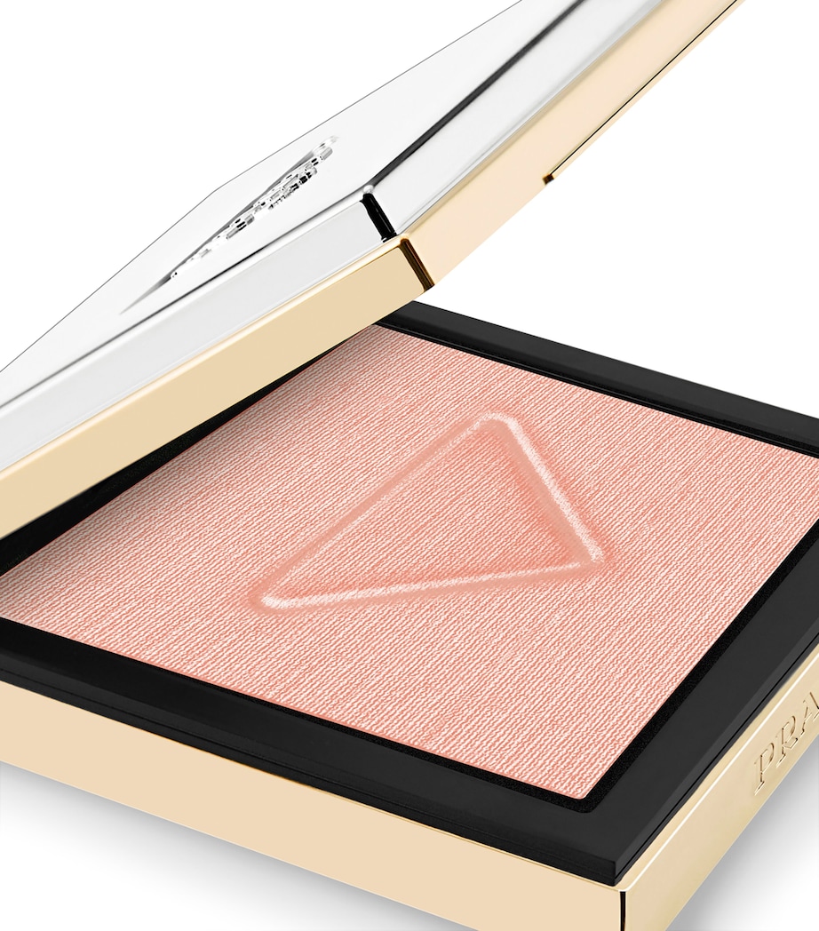 Light Glowing Highlighting Powder PINK Image 3