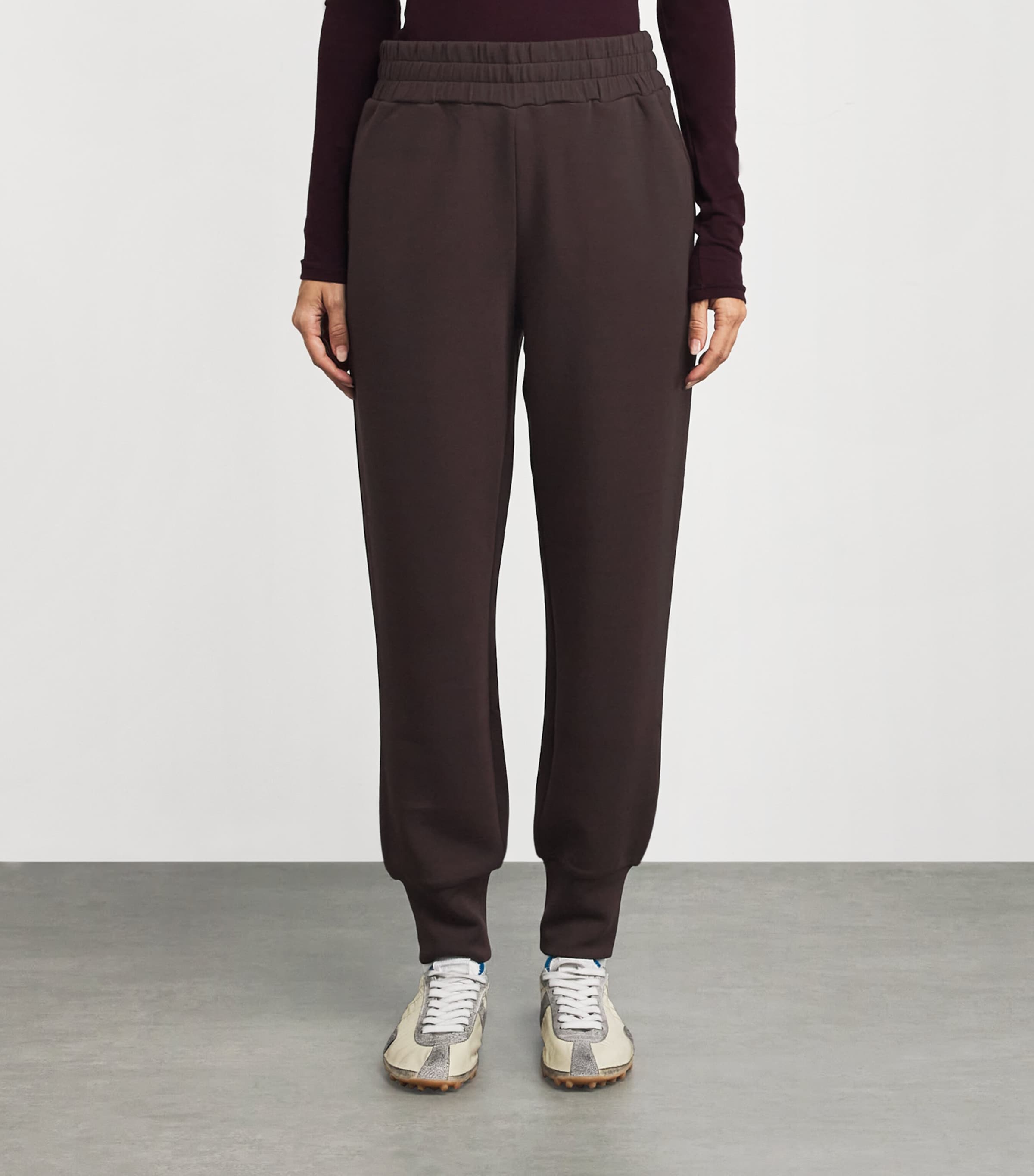 The Slim Cuff Sweatpants COFFEE BEAN Image 3