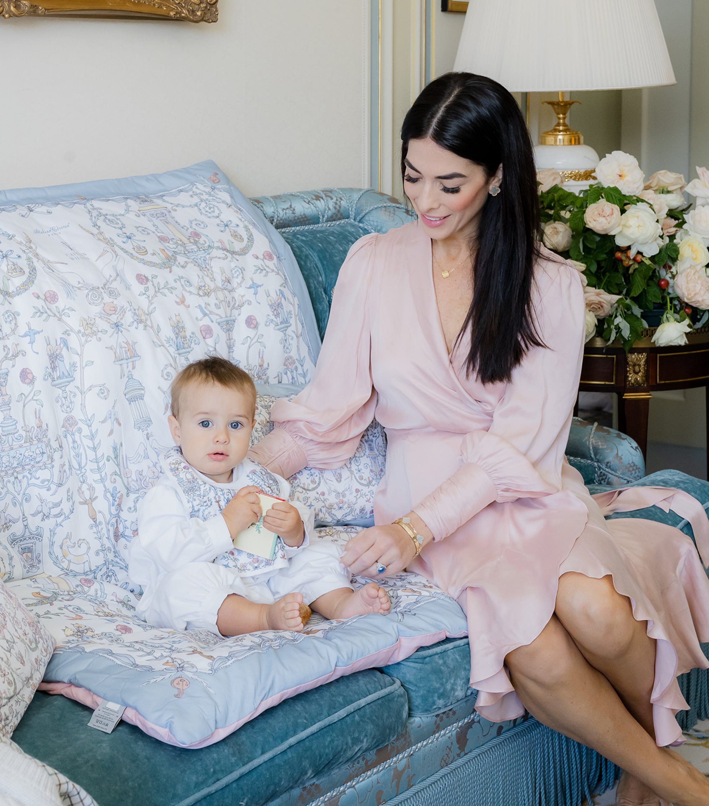 x Caitlin Wilson Toile De Jouy Quilt (100cm x 130cm) PINK/BLUE Image 5