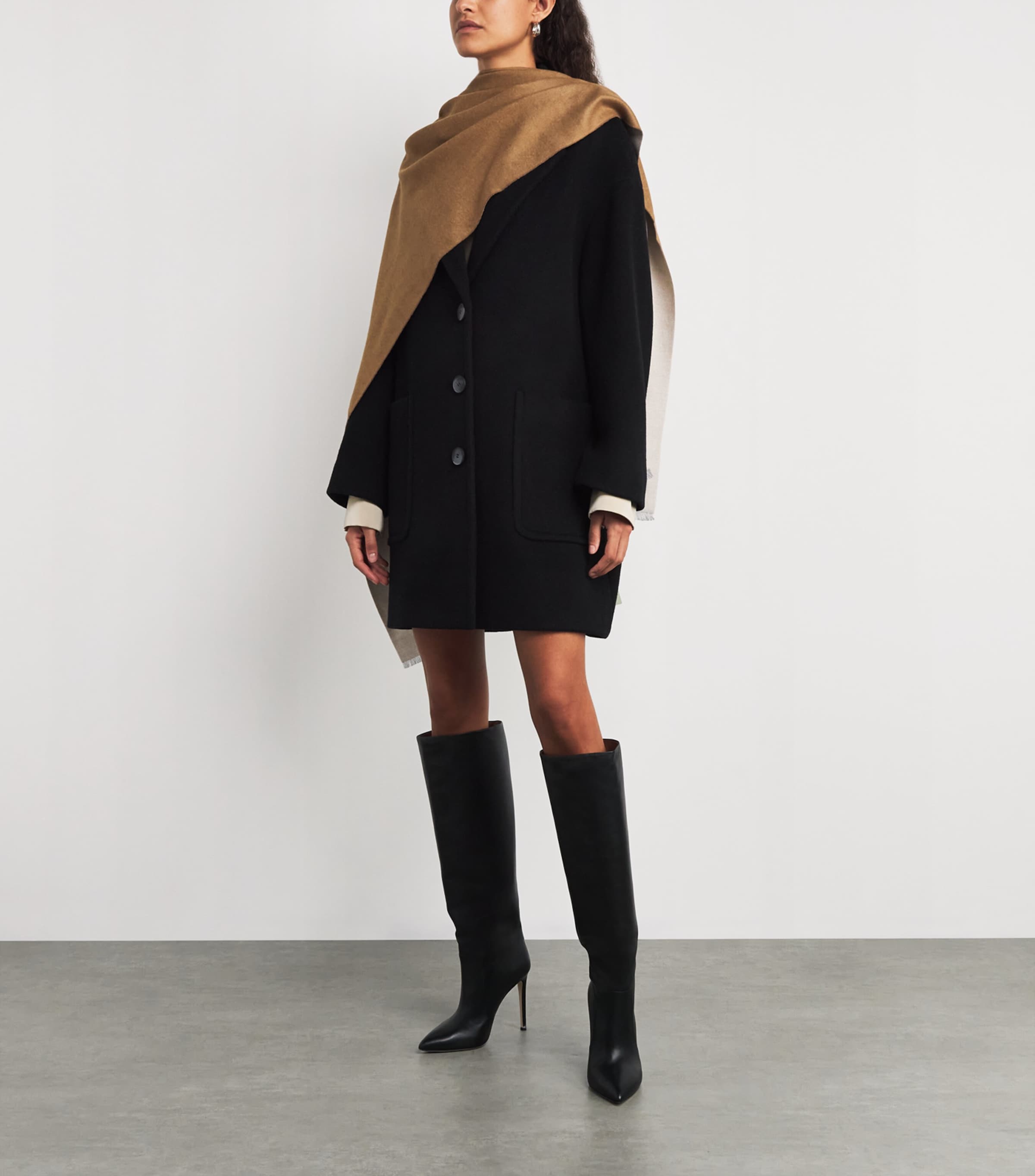 Double-Faced Stole CREAM Image 3