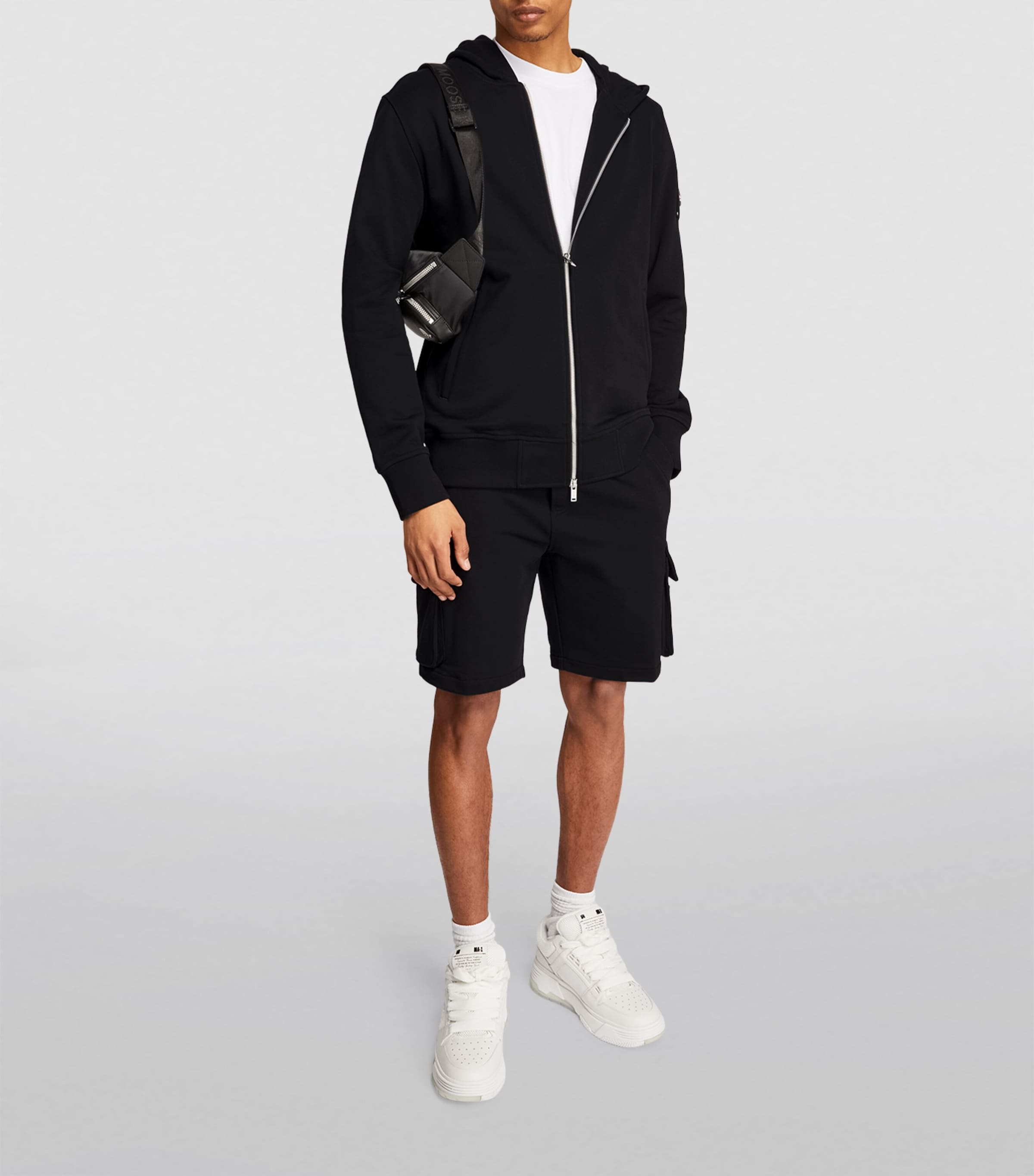 MOOSE KNUCKLES ジップ アップ フロント ロゴ パーカー ブラック Zip-up Hoodie - Moose Knuckles Men | Printemps.com
