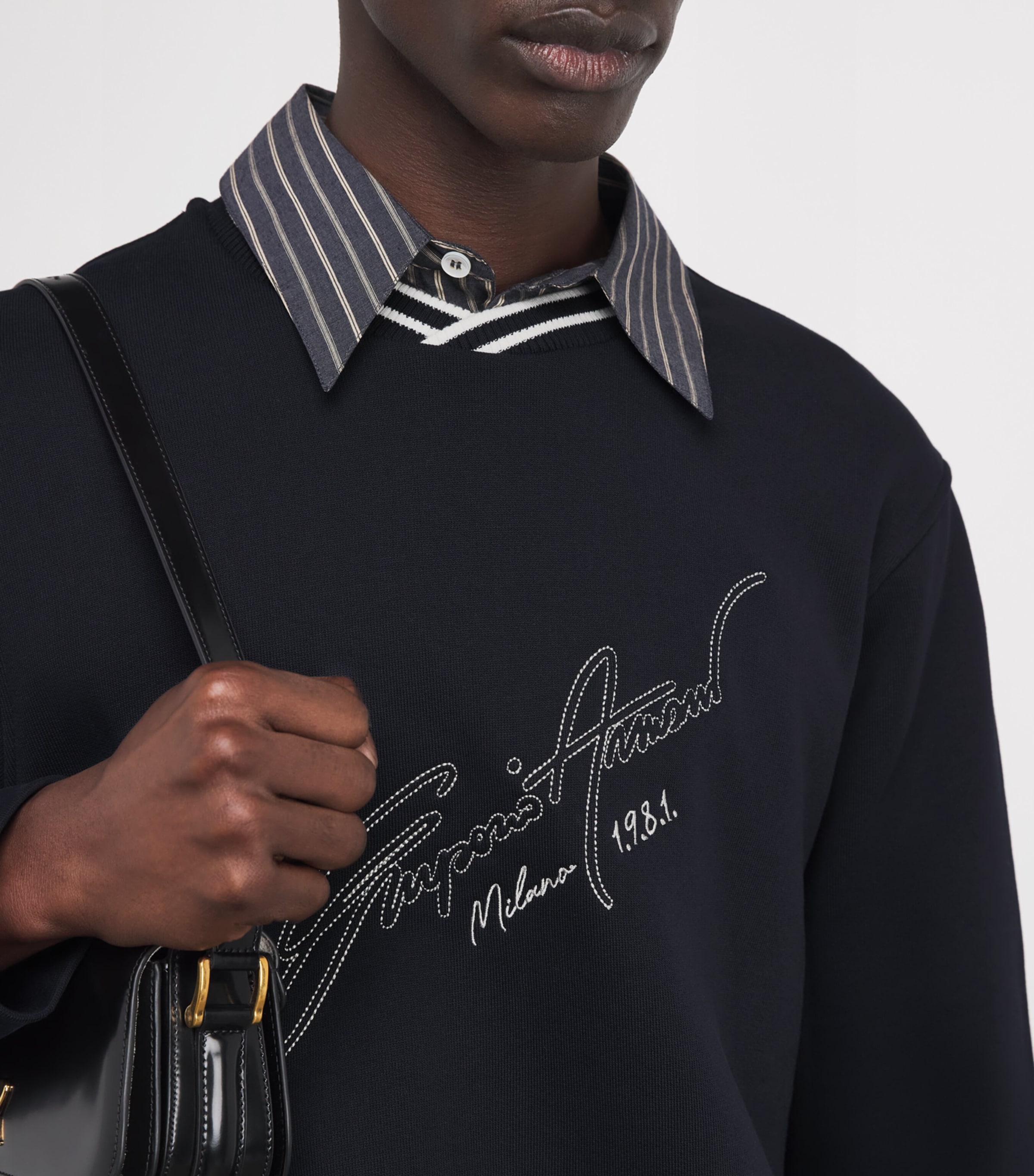 Cotton Embroidered Logo Sweatshirt UB118 Image 6