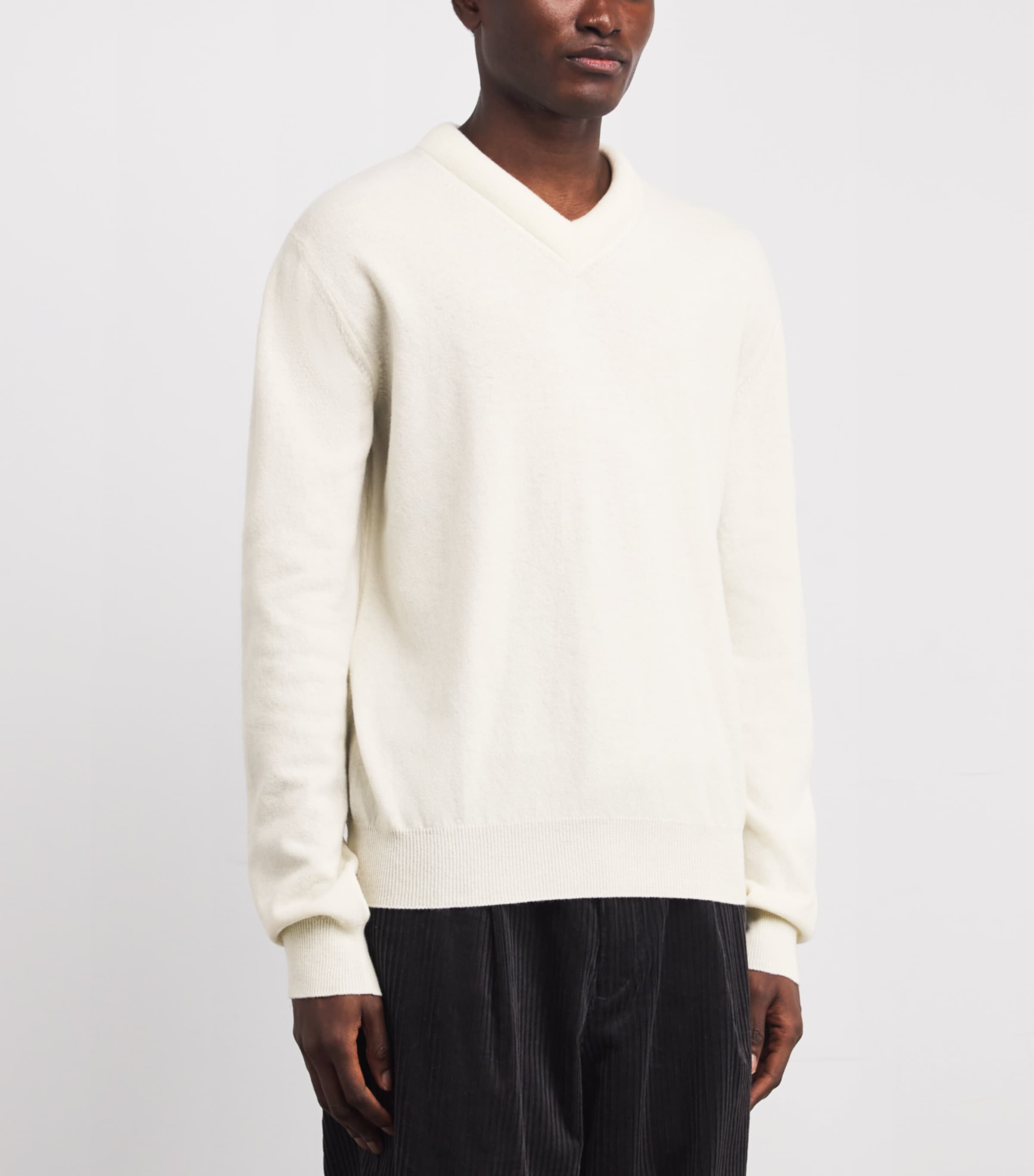 Wool V-Neck Sweater 106 EGGSHELL Image 3