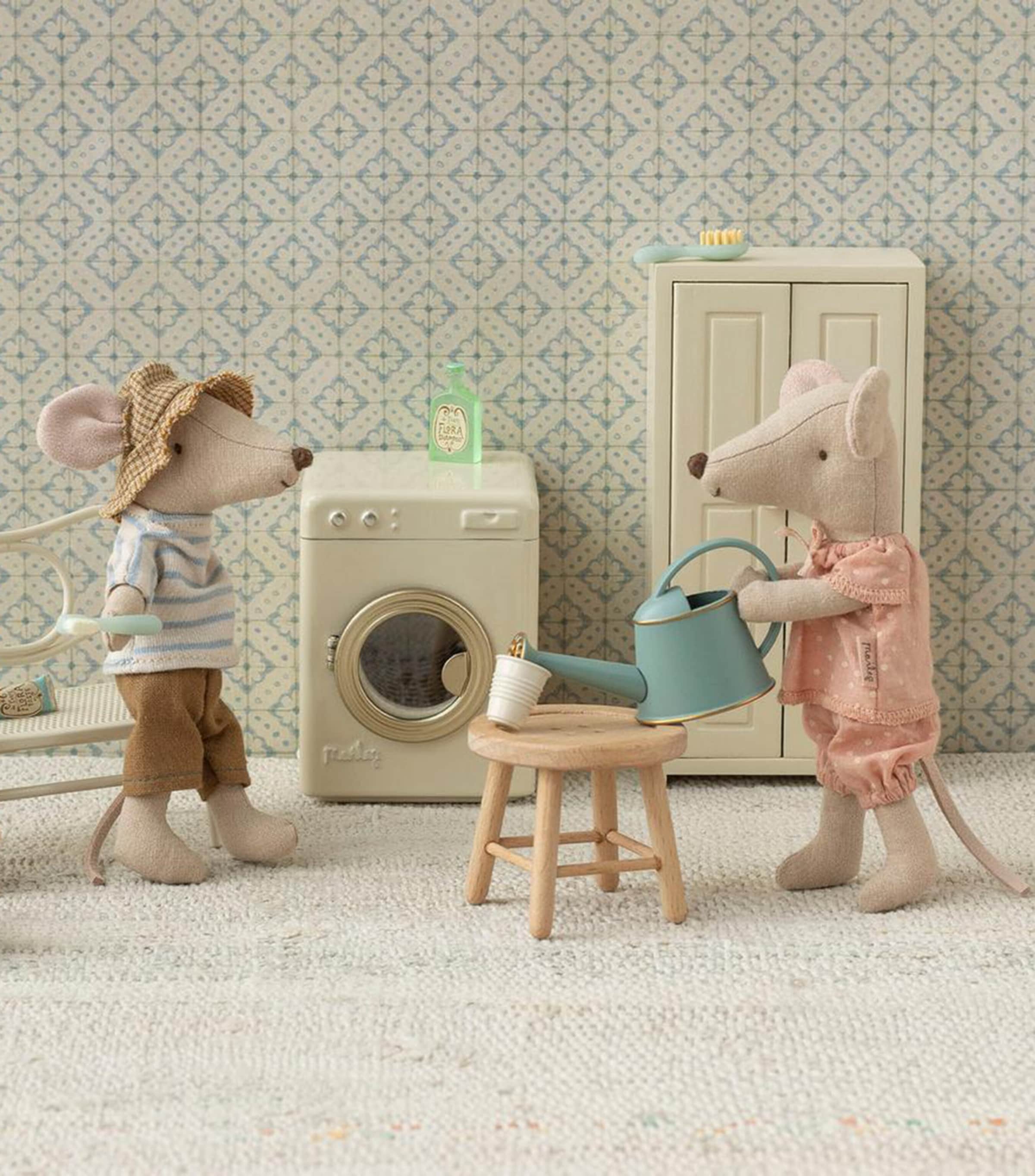 Maileg Mouse House Washing Machine Image 3