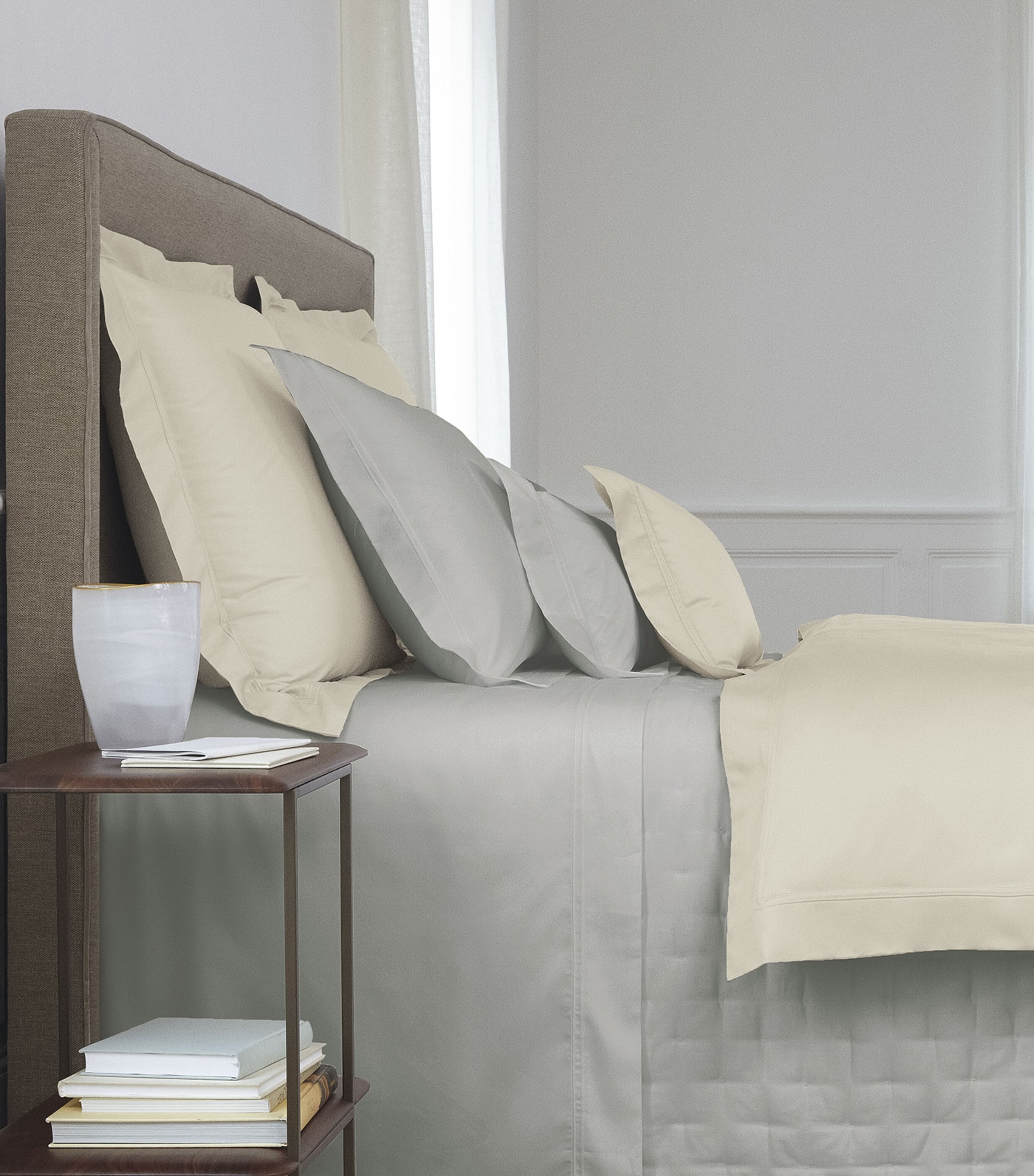 Shop Yves Delorme Triomphe Duvet Cover In Silver