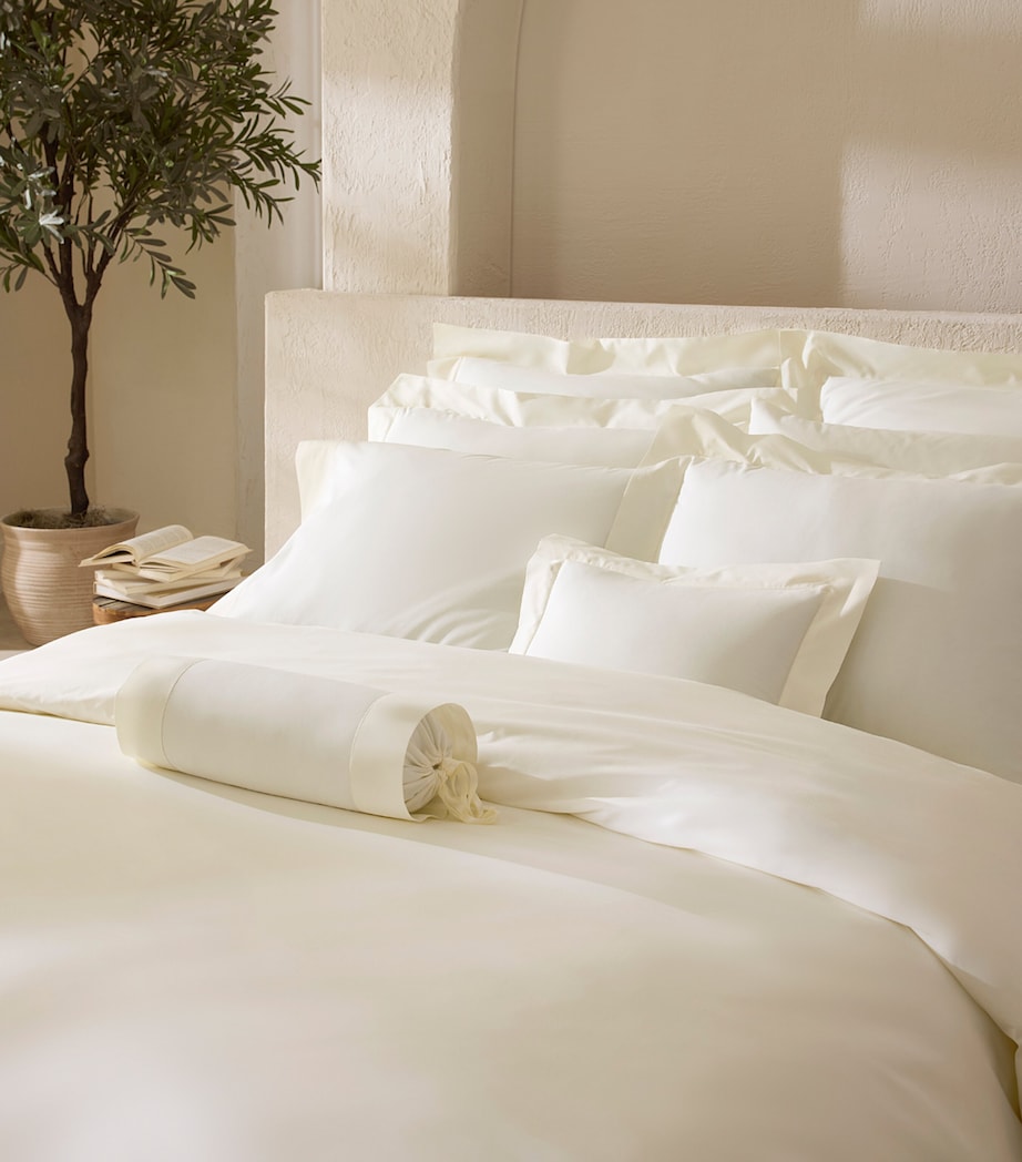 Pratesi Angel Luxe King Pillowcase (50cm x 90cm) Ivory Image 2