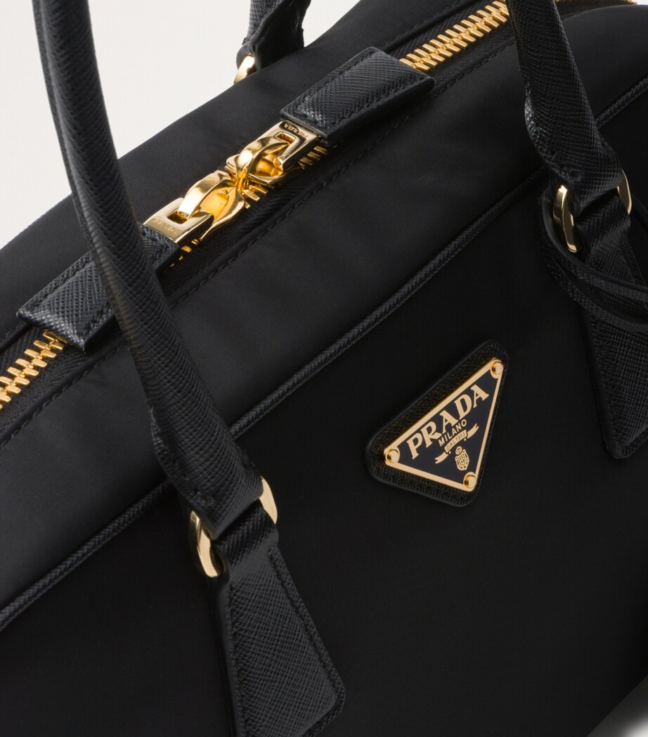 Medium Re-Edition 1978 Top Handle Bag F0002 Image 5