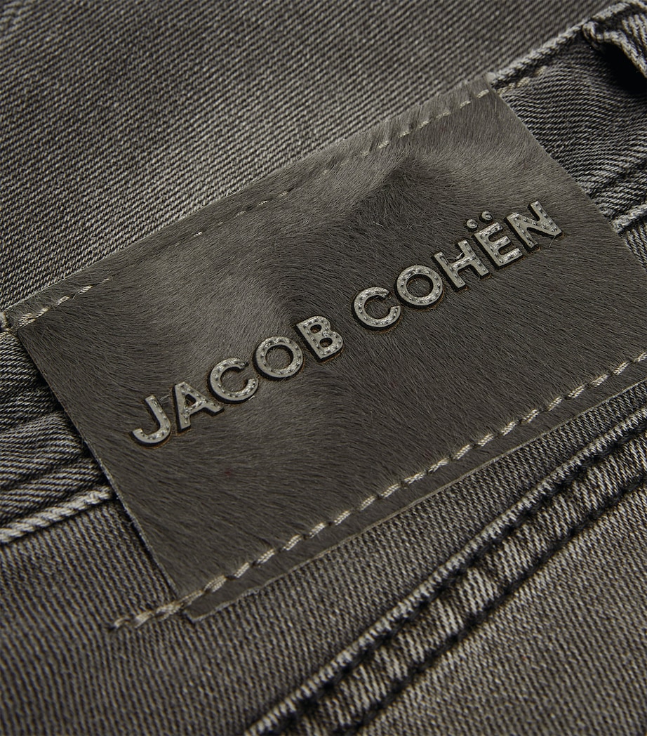 Comfort-Stretch Faded Slim Jeans 500D Image 5