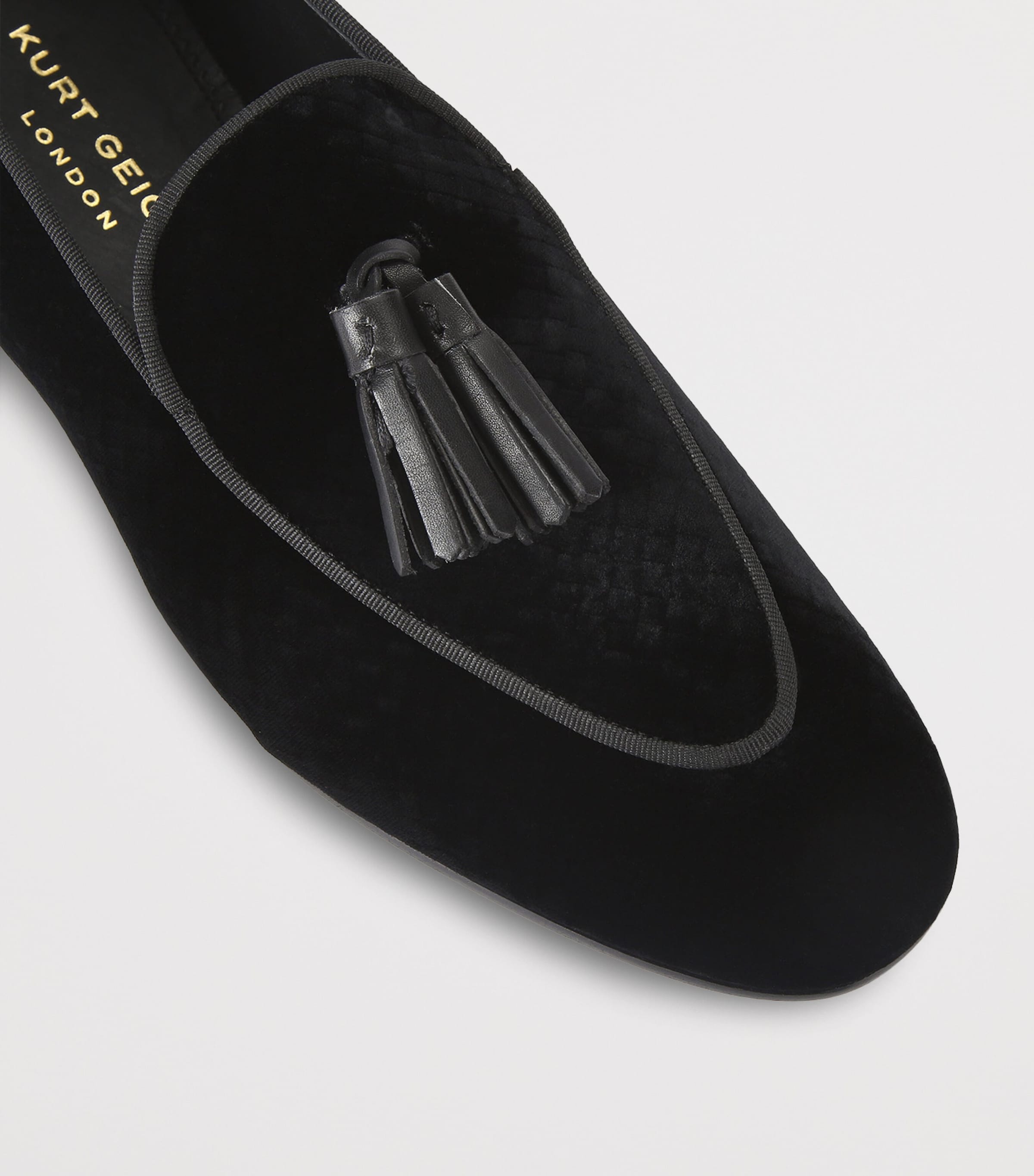 Velvet Bedford Tassel Loafers BLACK Image 3