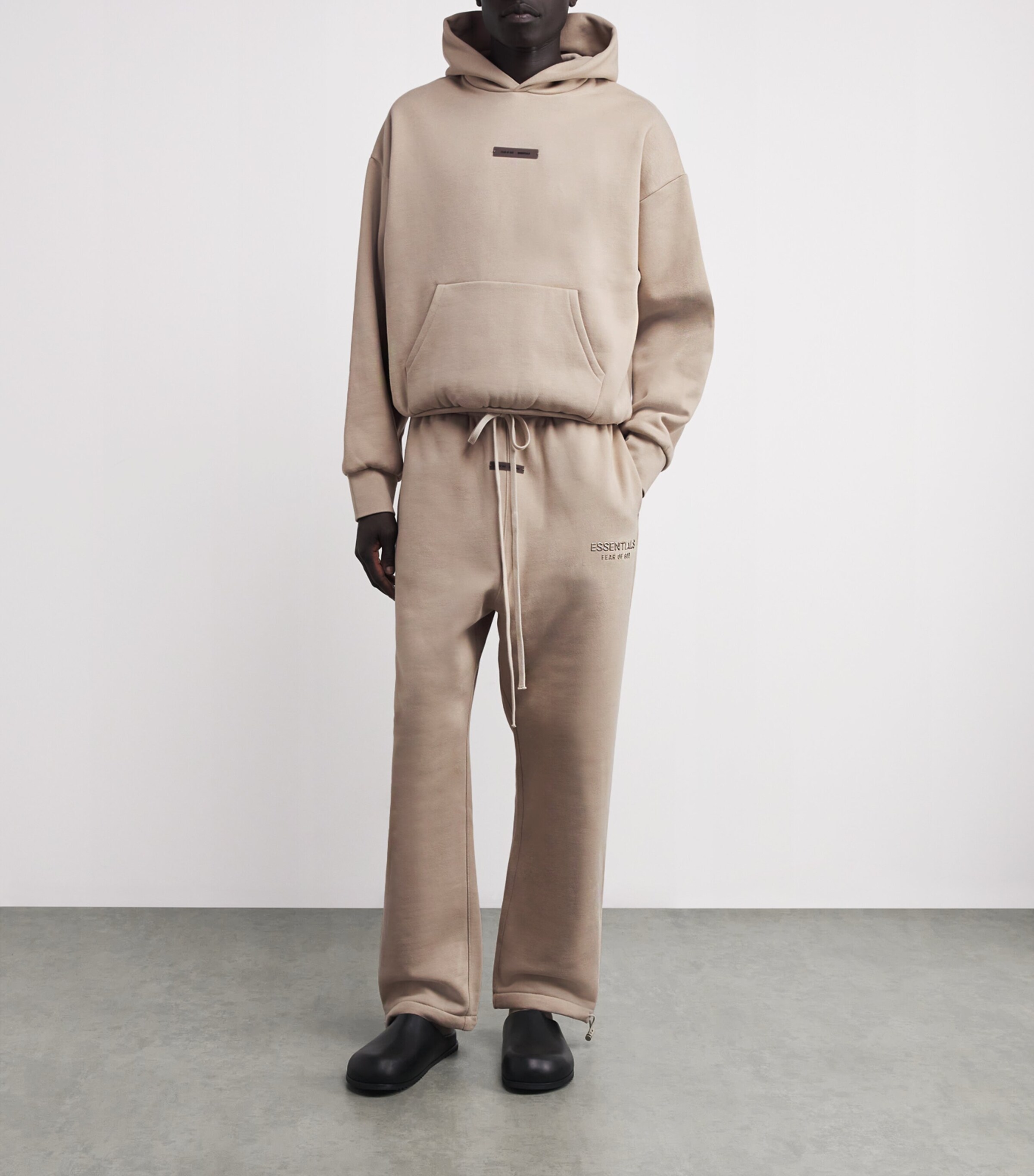 FEAR OF GOD ESSENTIALS Mens Cotton-Blend Logo Hoodie Timber Image 2