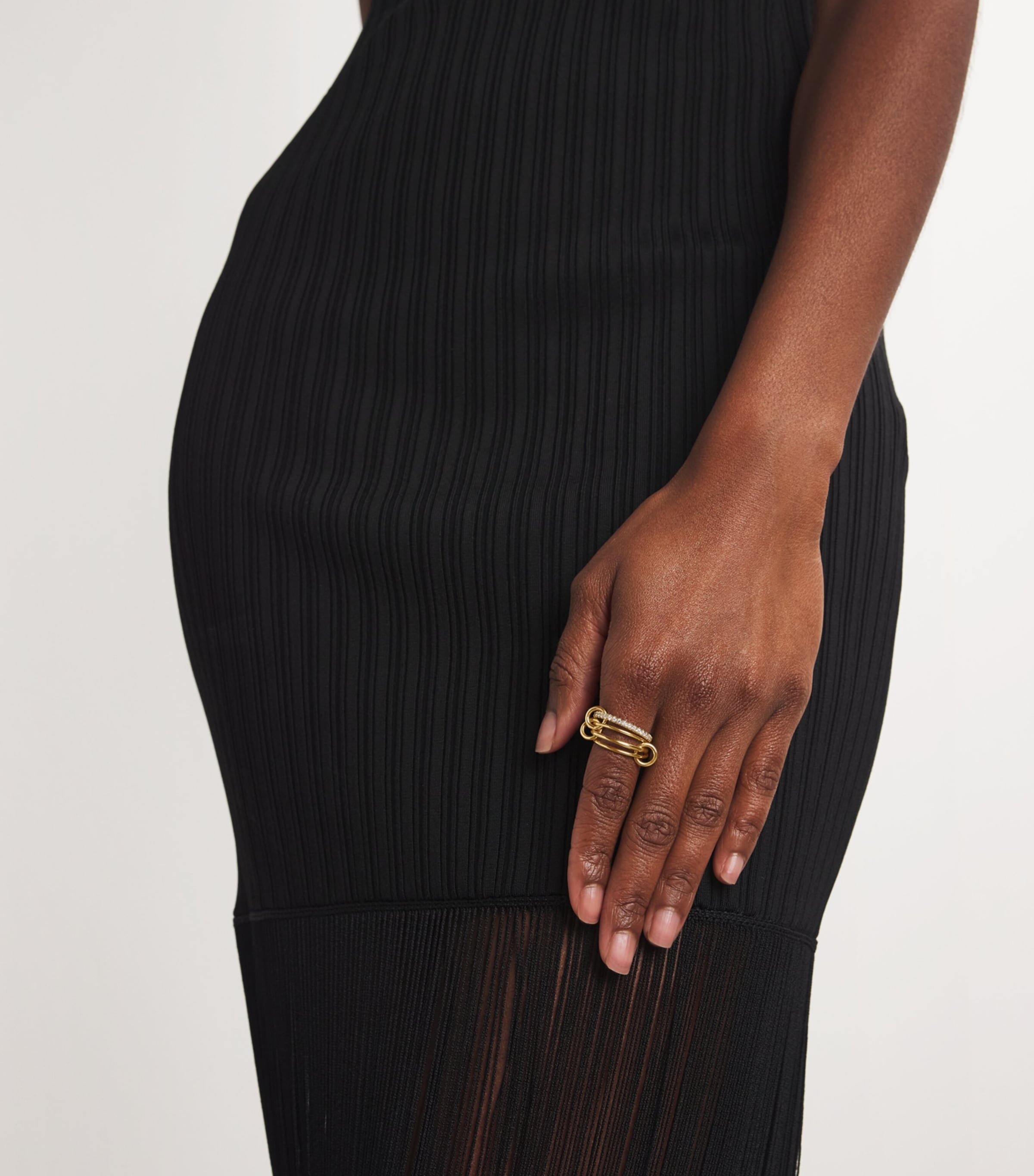 Yellow Gold and Diamond Pisces Ring (Size 7) YELLOW GOLD Image 2