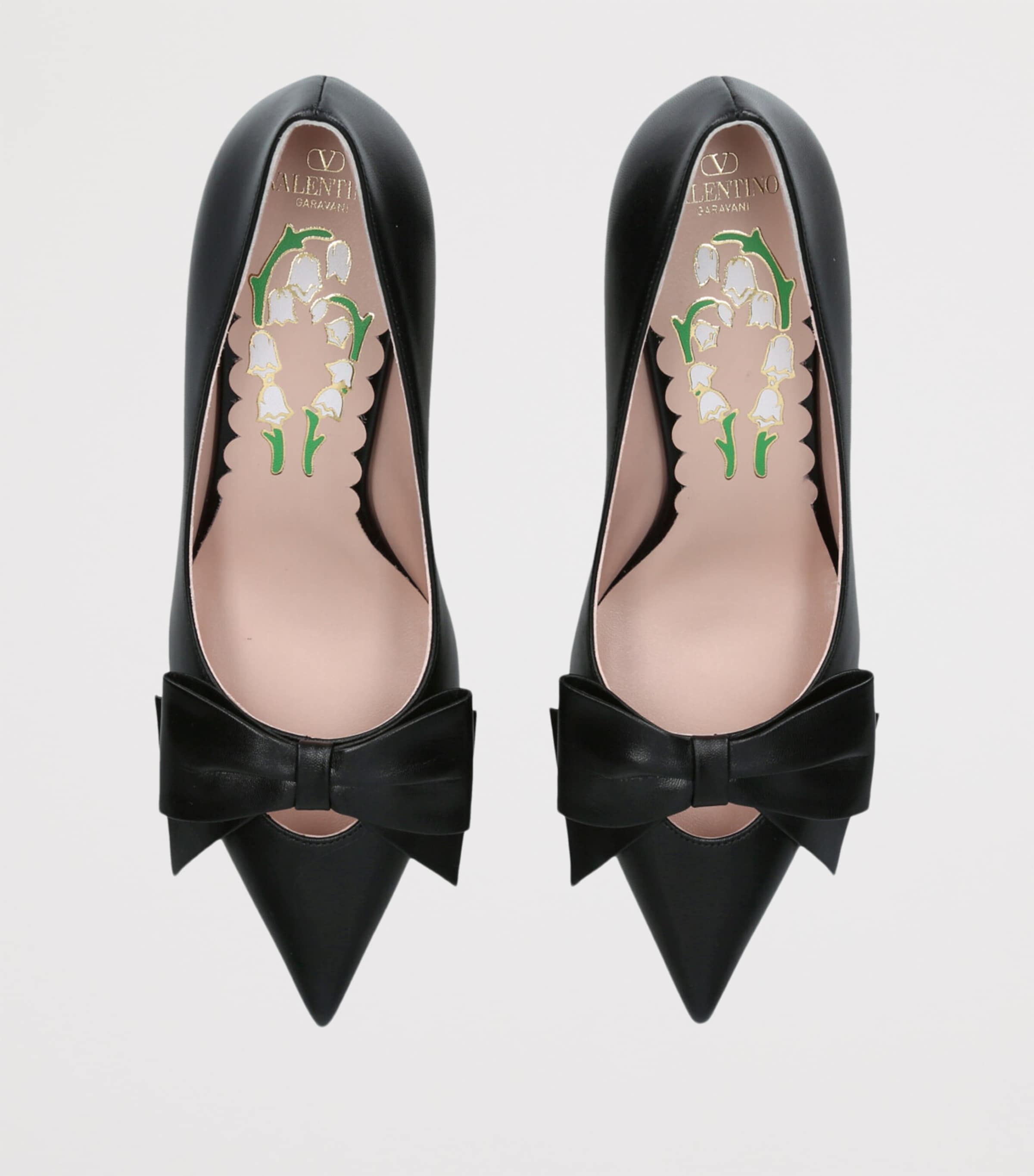 Valentino Garavani Leather Bowow Pumps 65 Black Image 4
