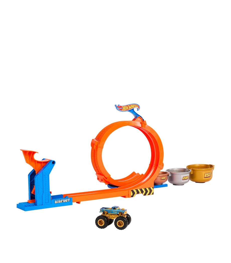 Hot Wheels Monster Trucks Loop-and-Flip Trophy Challenge Set MULTI Image 3