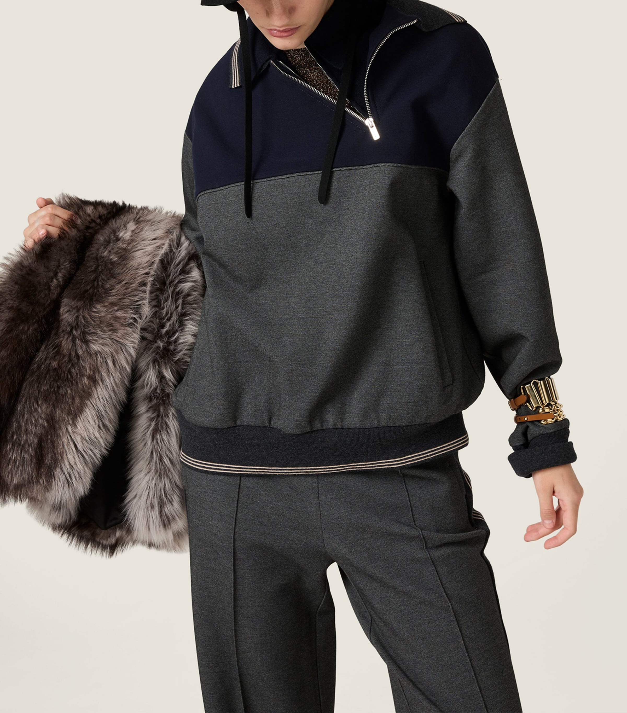 Asymmetric-Zip Polo Sweatshirt F0P8O Image 5