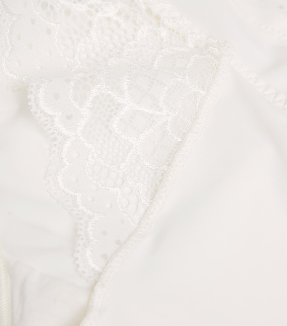 Lace-Trim Caresse Briefs 030 NATUREL Image 4