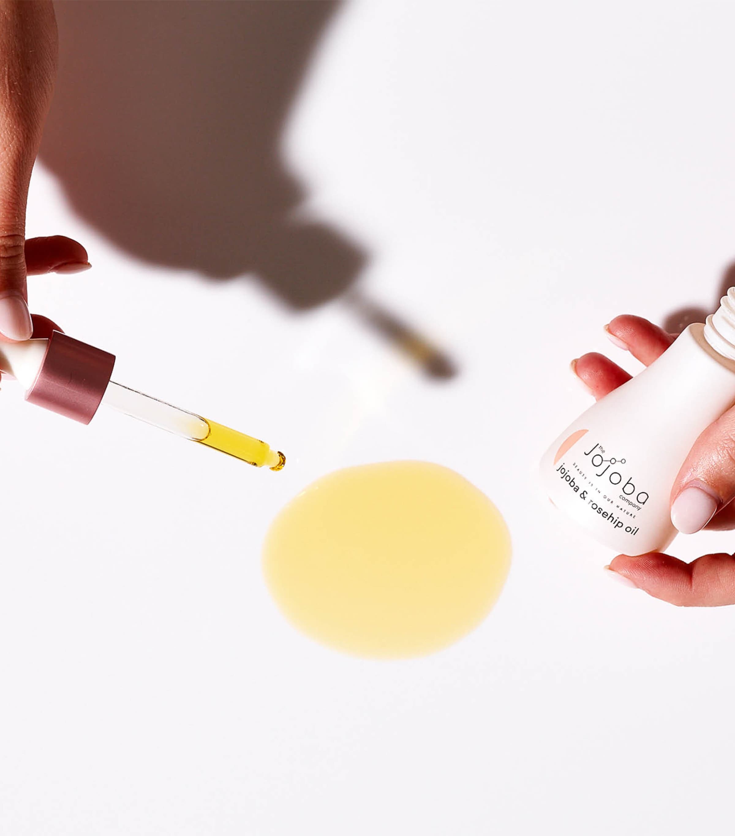 Jojoba and Rosehip Oil (30ml) NO COLOUR Image 2