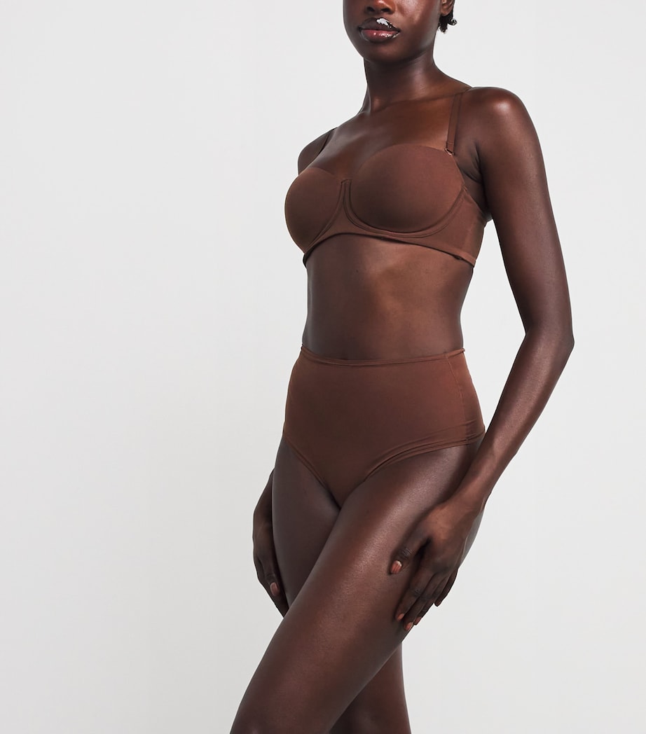 Fits Everybody High-Rise Thong COCOA Image 2