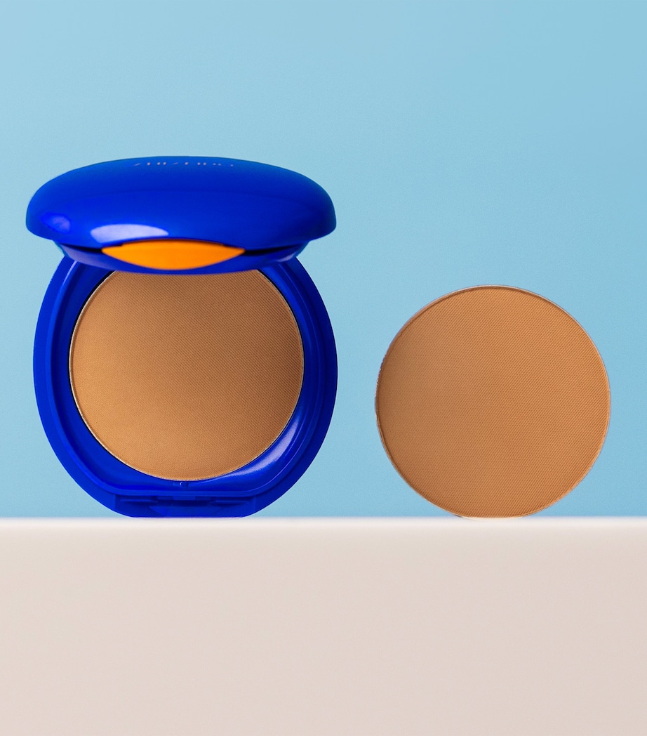 UV Protective Compact Foundation SPF 30 MO Image 5