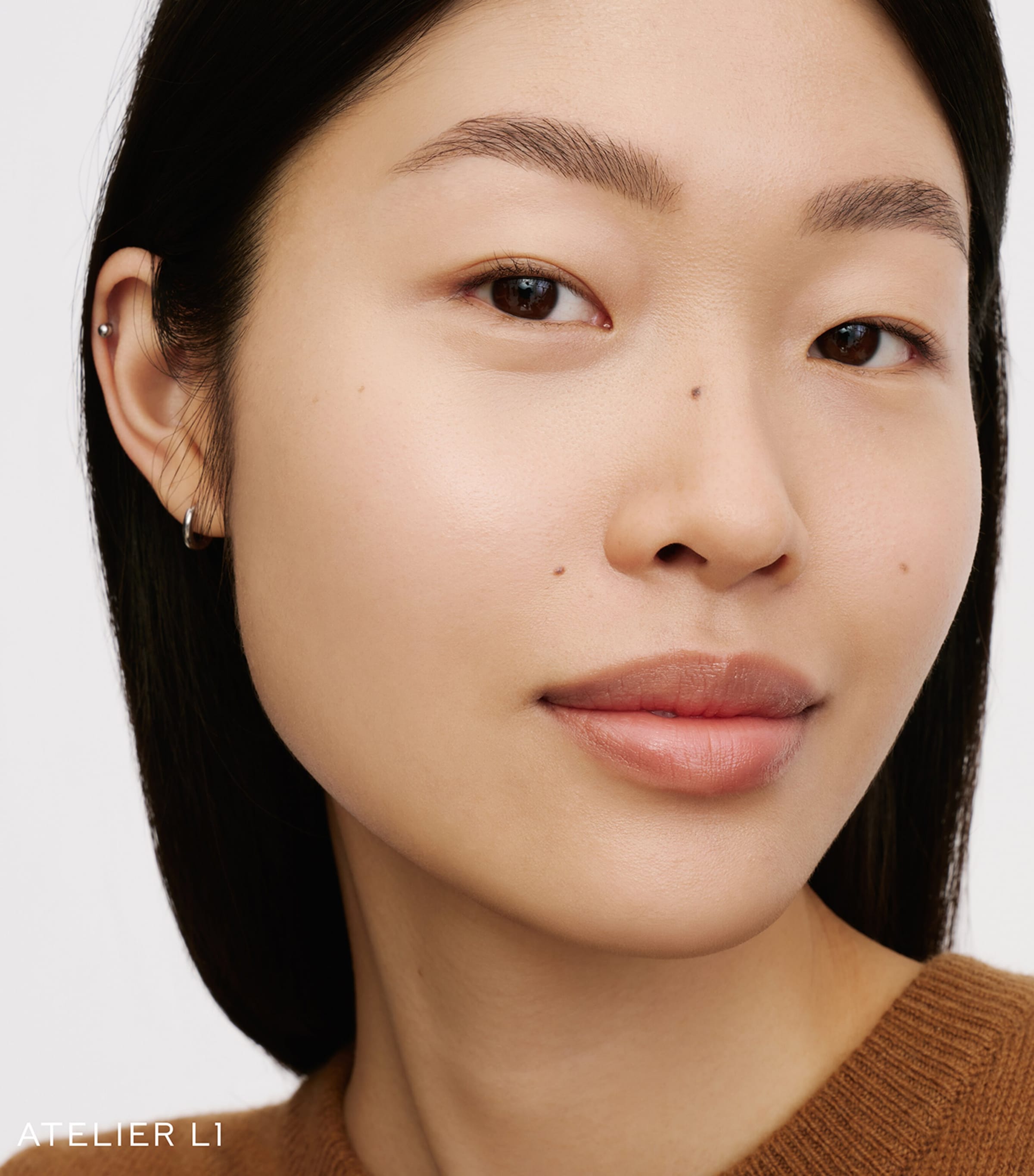 Westman Atelier Suprême Bio-Complex Liquid Foundation Atelier Image 2