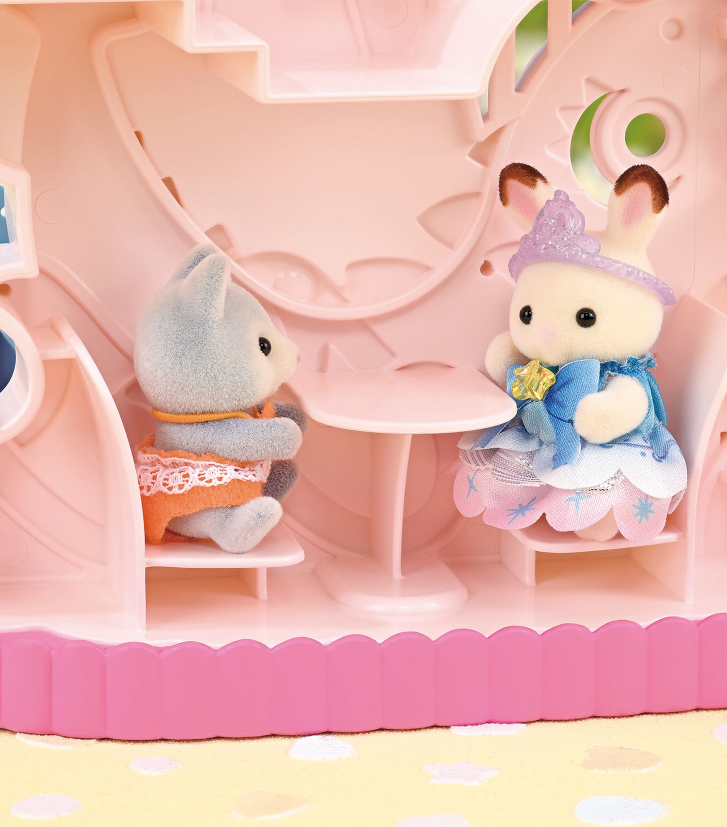 Sylvanian Families Baby Dream Amusement Park Image 5