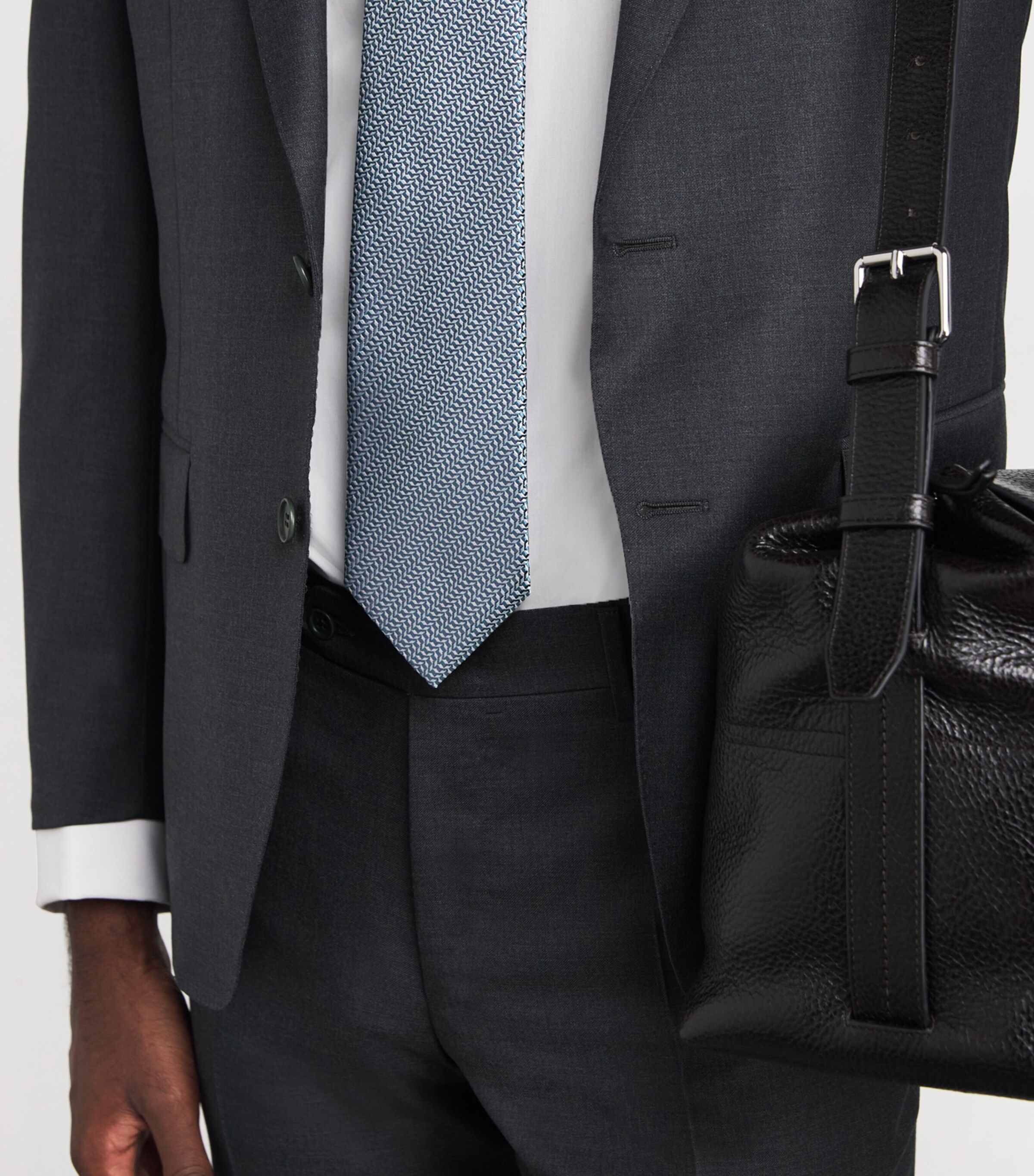 Brioni Silk Geometric-Jacquard Tie Image 2