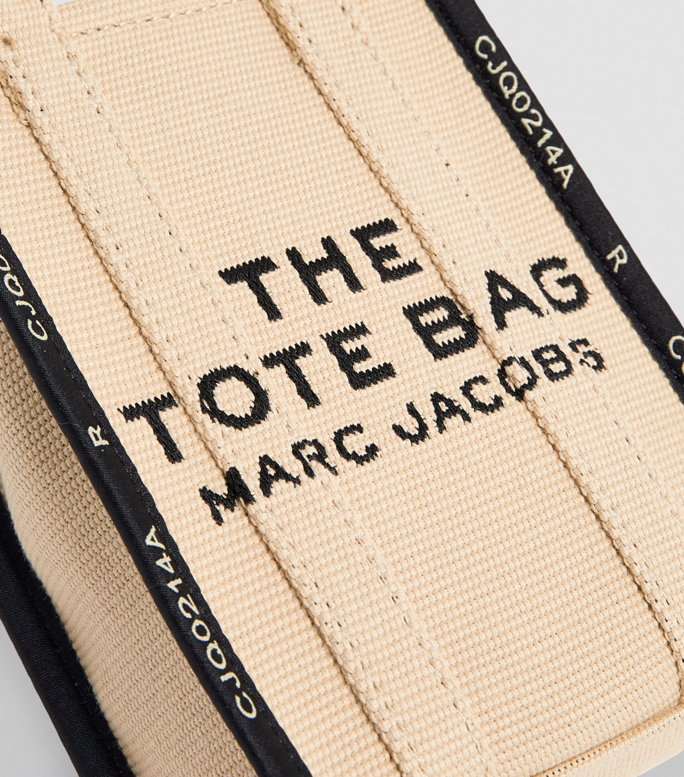 【関税込み】The Phone Tote Bag - Marc Jacobs - Cotton - Beig Marc Jacobs The Marc Jacobs The Phone Tote Bag | Harrods US