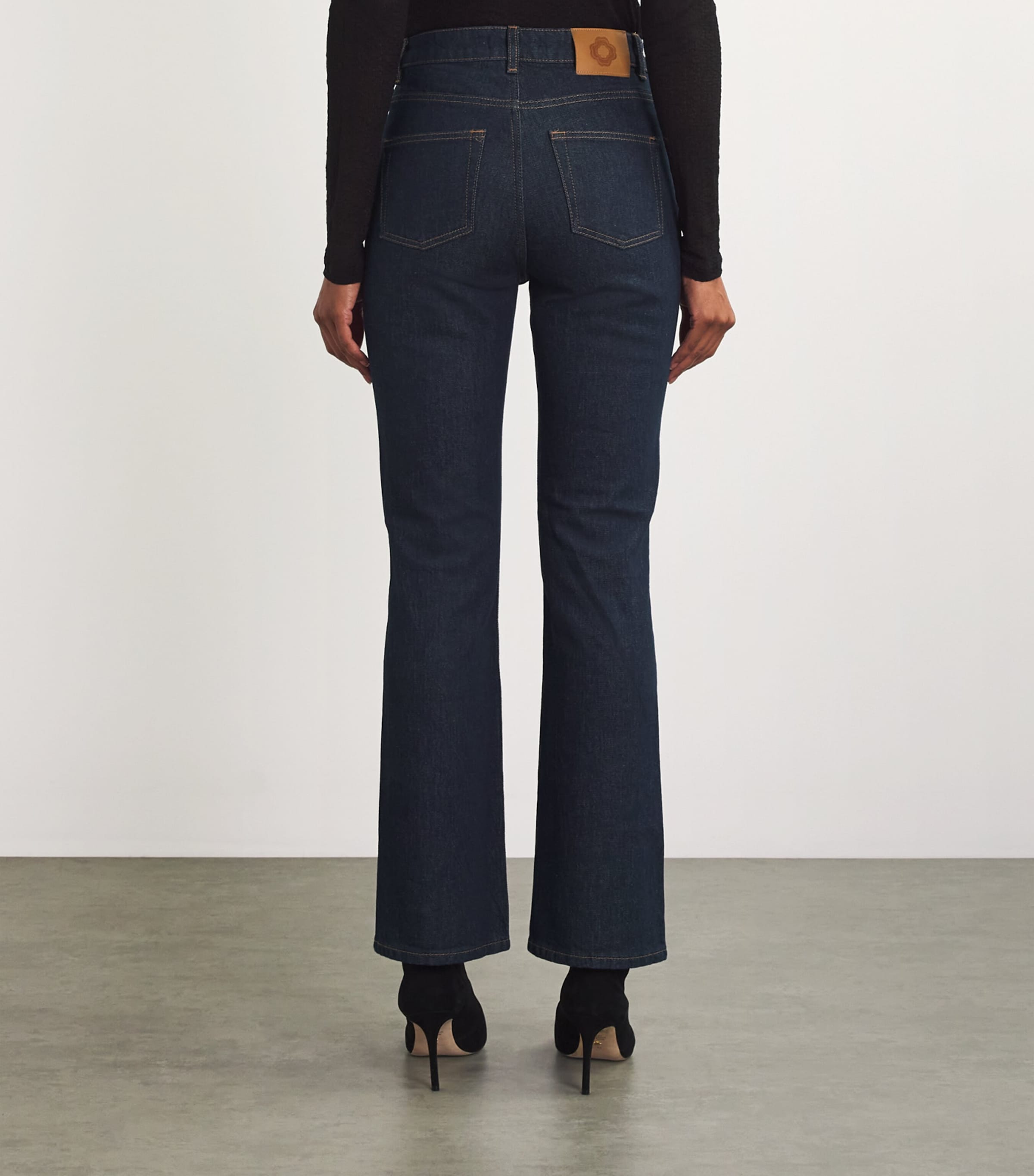 Patch-Pockets Straight-Leg Jeans DARK BLUE Image 4