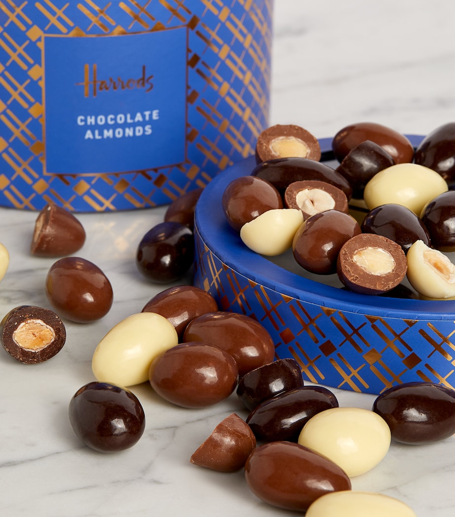 Mixed Chocolate Almonds (600g) NO COLOUR Image 2