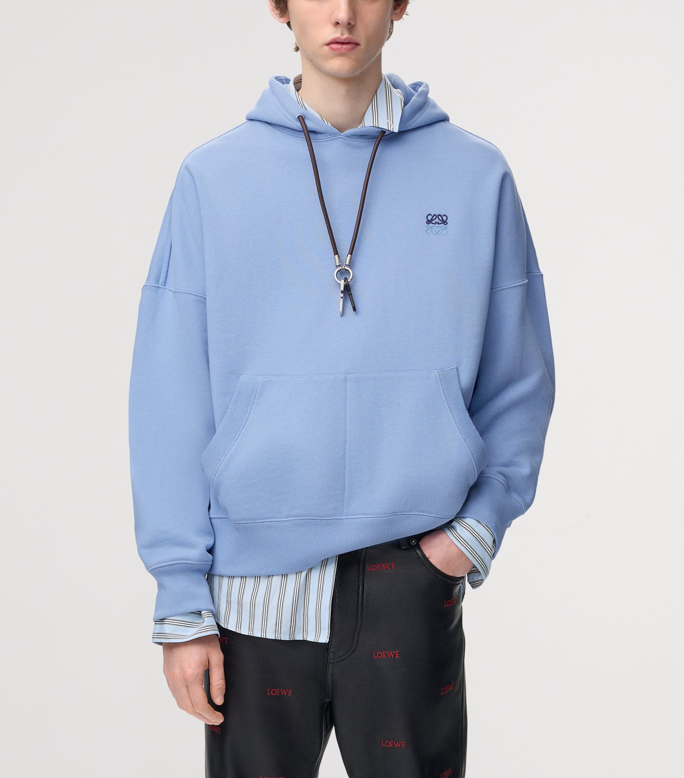 LOEWE Mens Cotton Key-Detail Anagram Hoodie Light Blue Image 3