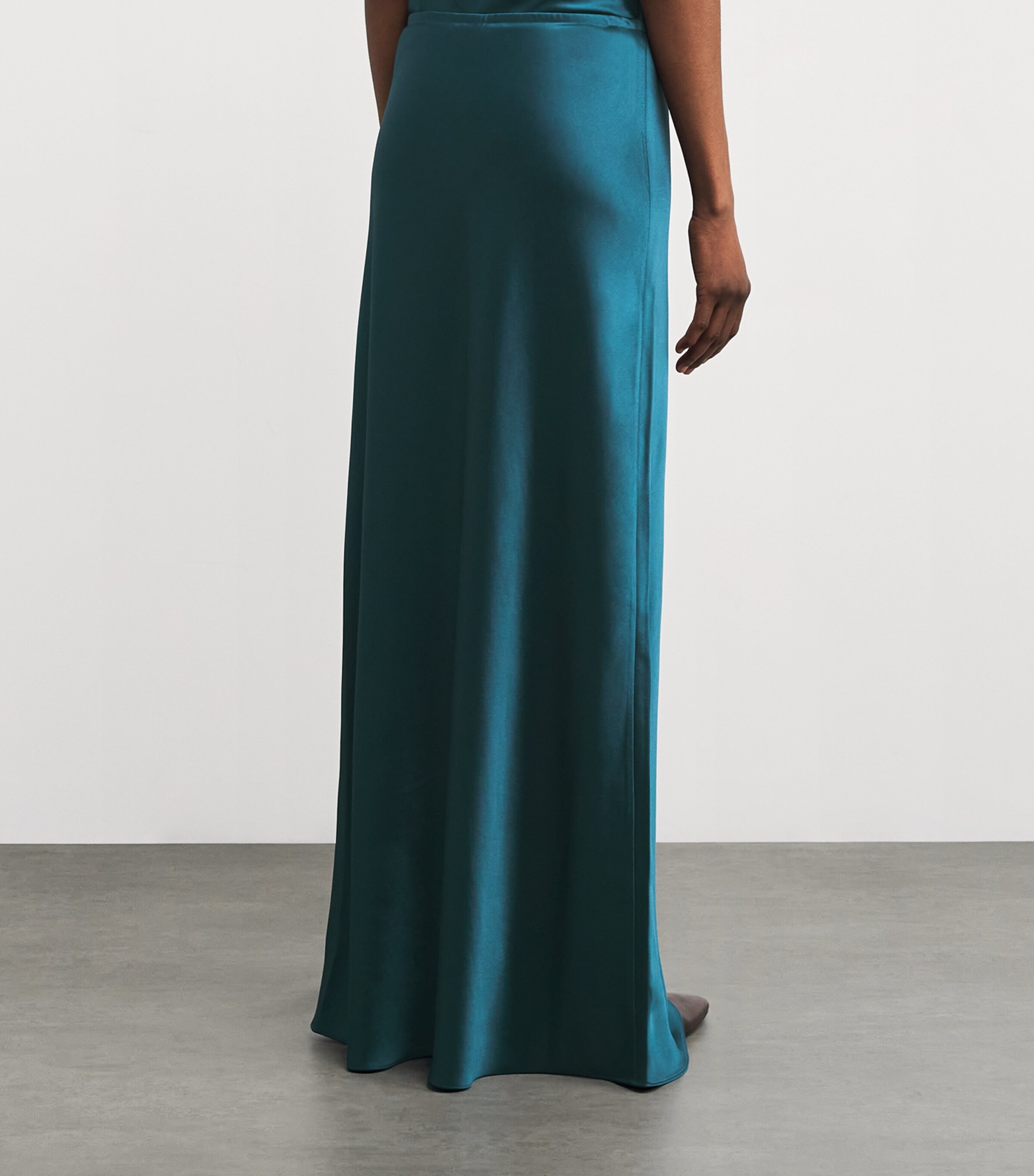 Satin Barb Maxi Skirt PACIFIC Image 4