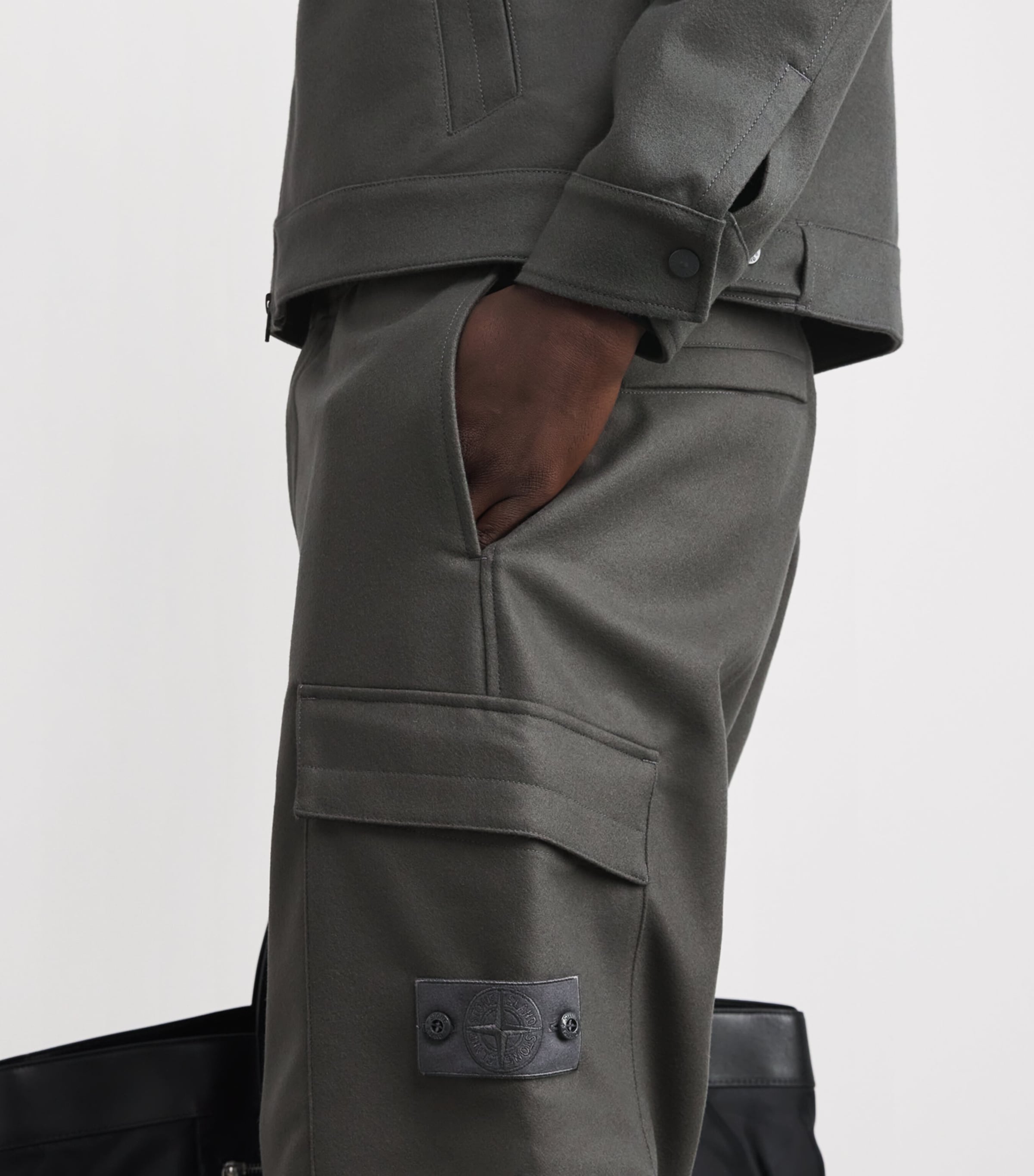 GHOST PIECE Wool-Blend Cargo Trousers V0067 Image 6