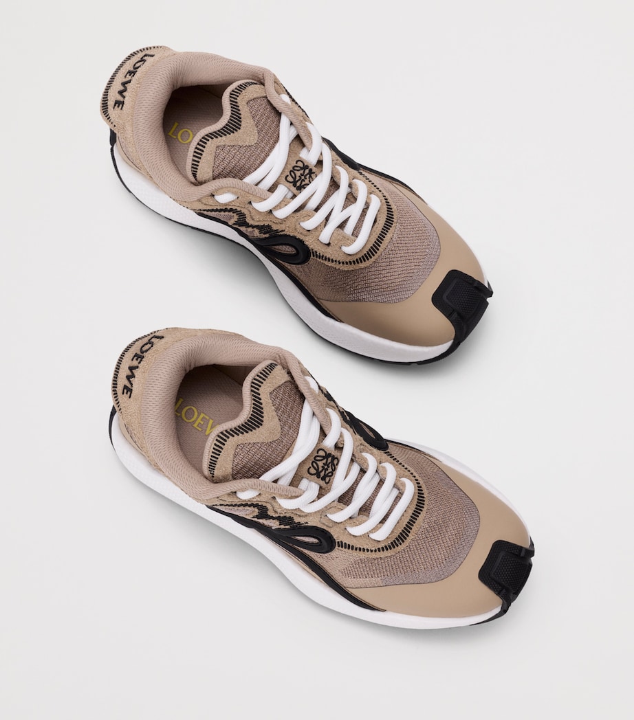 LOEWE Mens Leather Pogo Sneakers Beige/black/white Image 3
