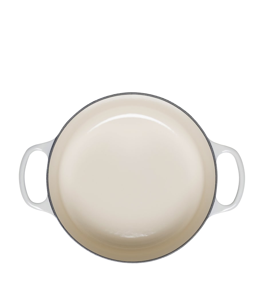 Cast Iron Round Casserole Dish (24cm) MERINGUE Image 2