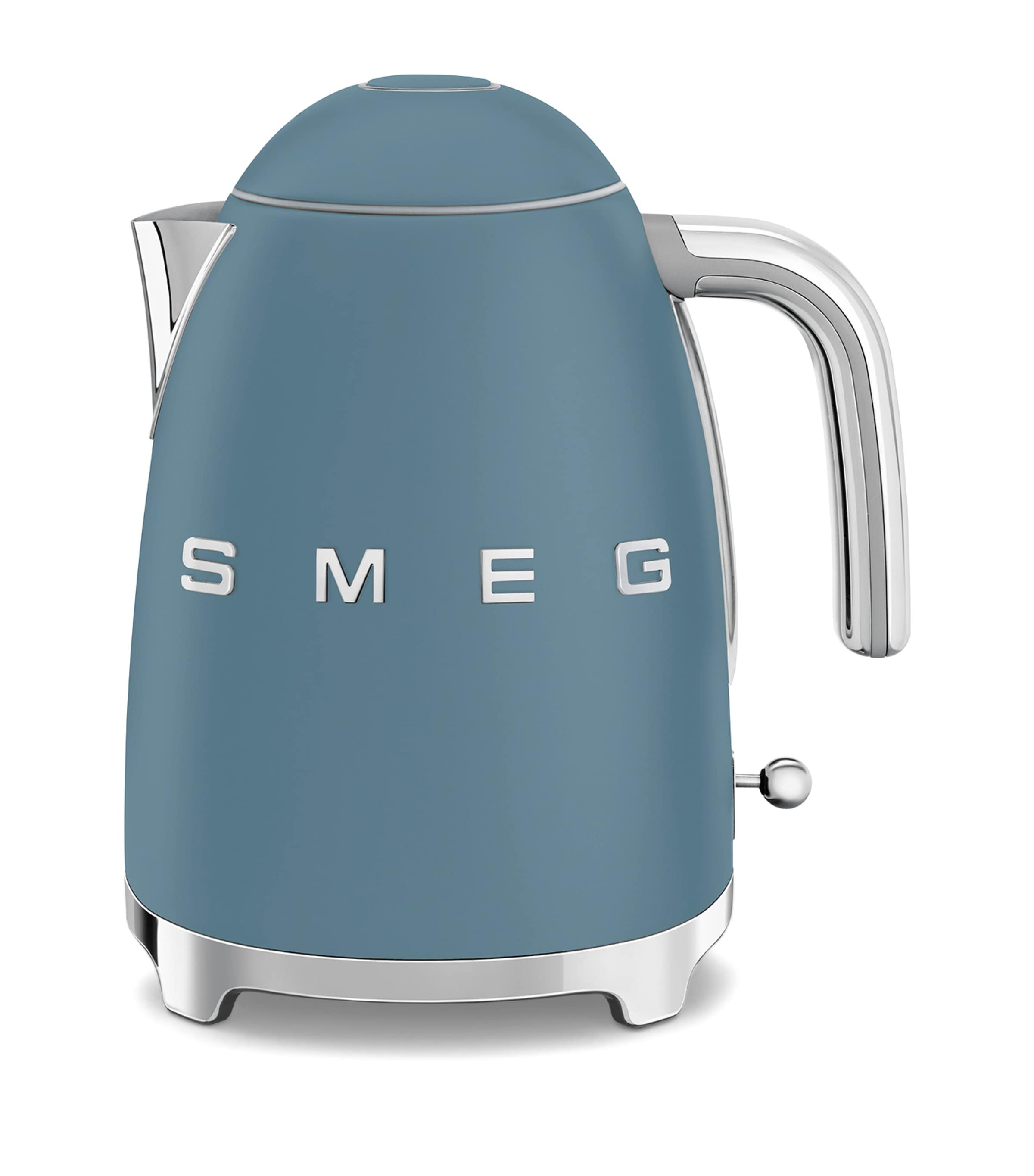 Smeg Retro Kettle | Kitchenware | Kitchen Appliances | Kettles | Designers | Smeg
