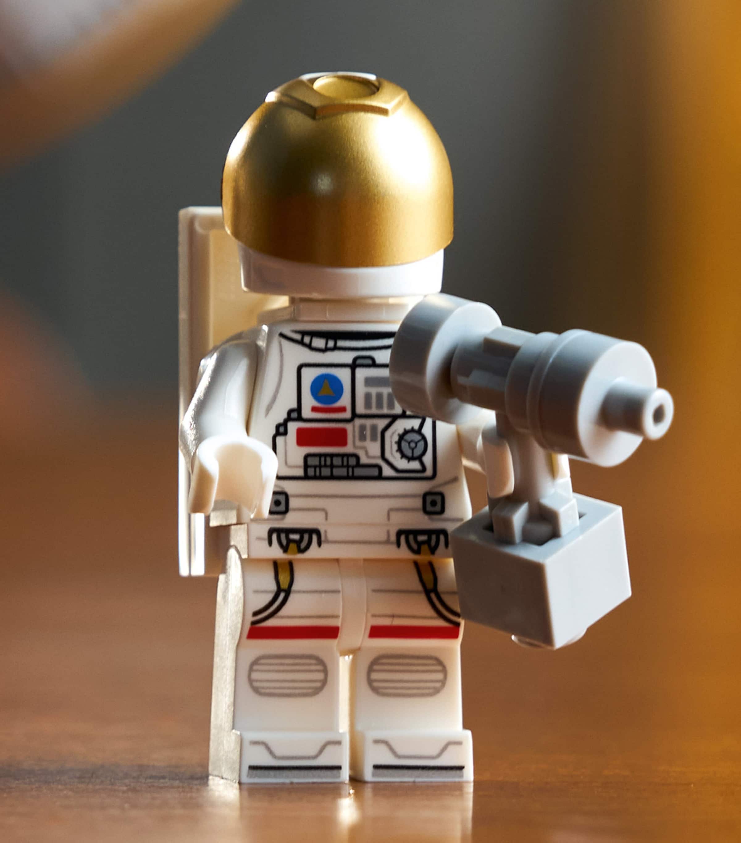 Lego LEGO Icons Hubble Space Telescope 11382 Image 6