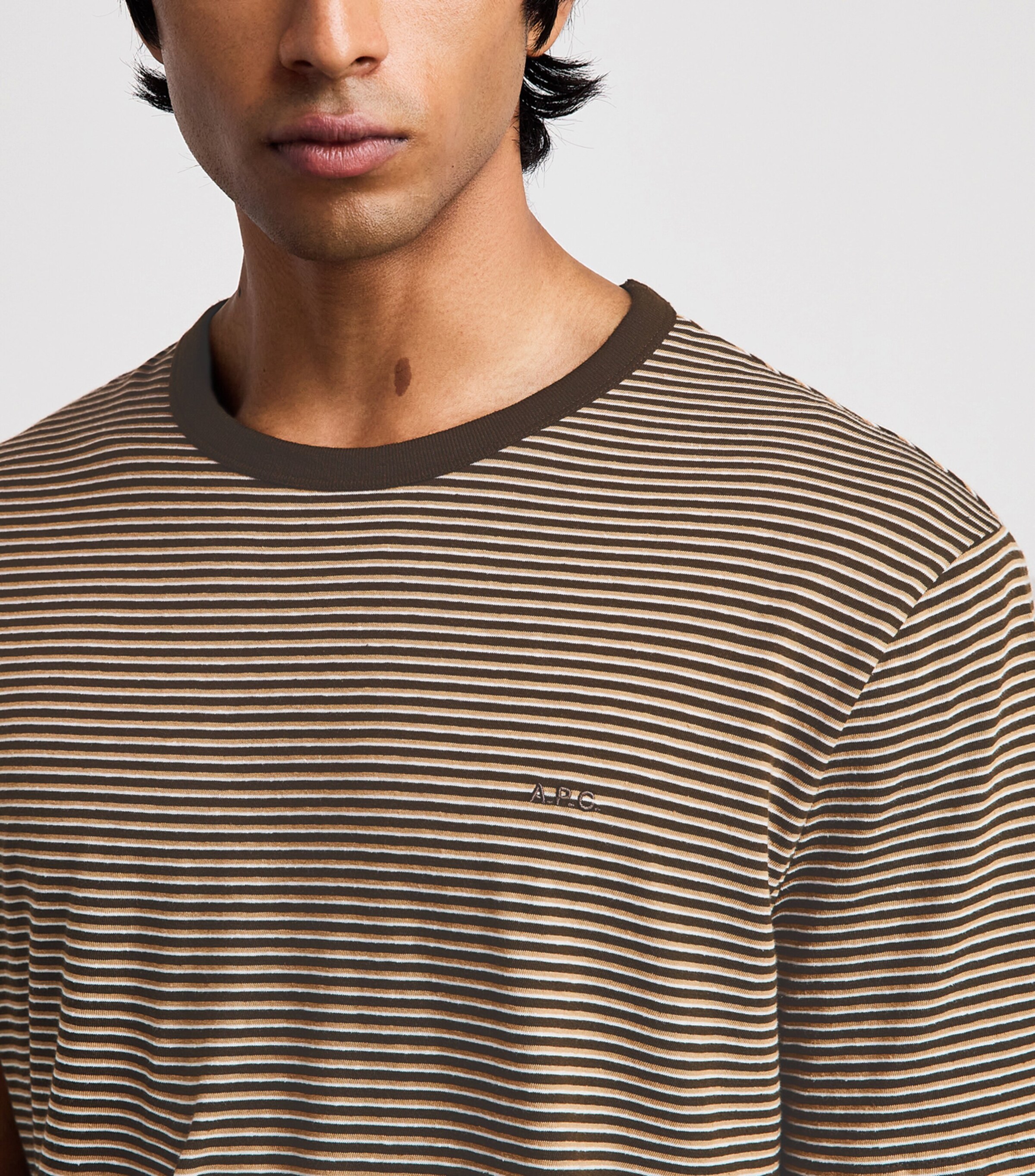 A.P.C. Mens Organic Cotton Josh T-Shirt Caa Brown Image 3