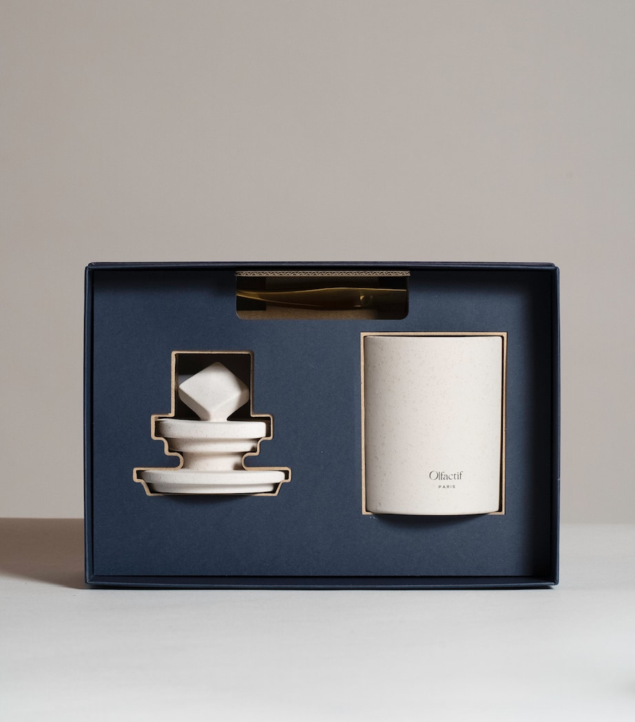 Capricorn Log Fire Candle (240g) WHITE Image 3