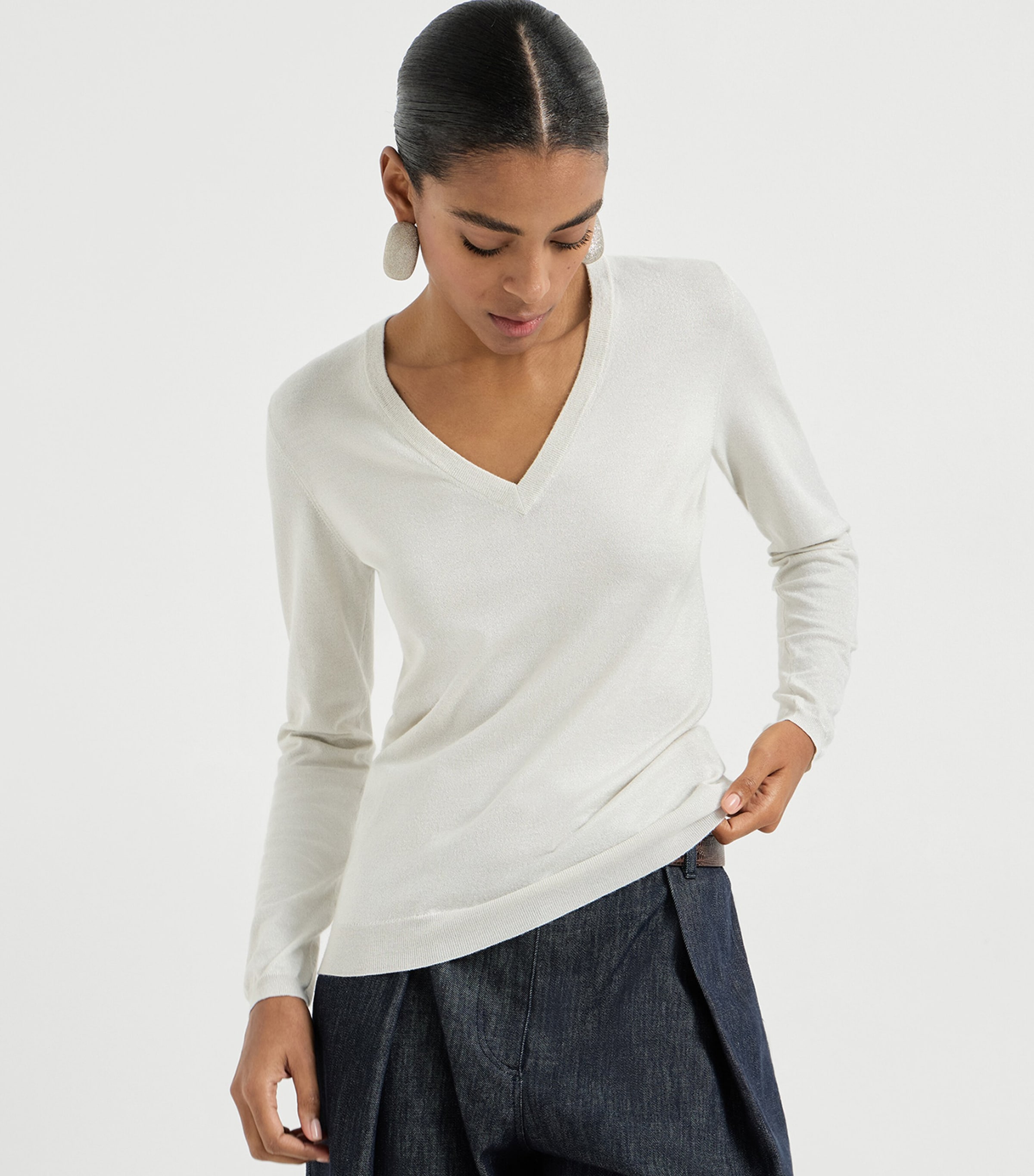 Brunello Cucinelli Womens Cashmere-Silk-Blend V-Neck Sweater Image 4