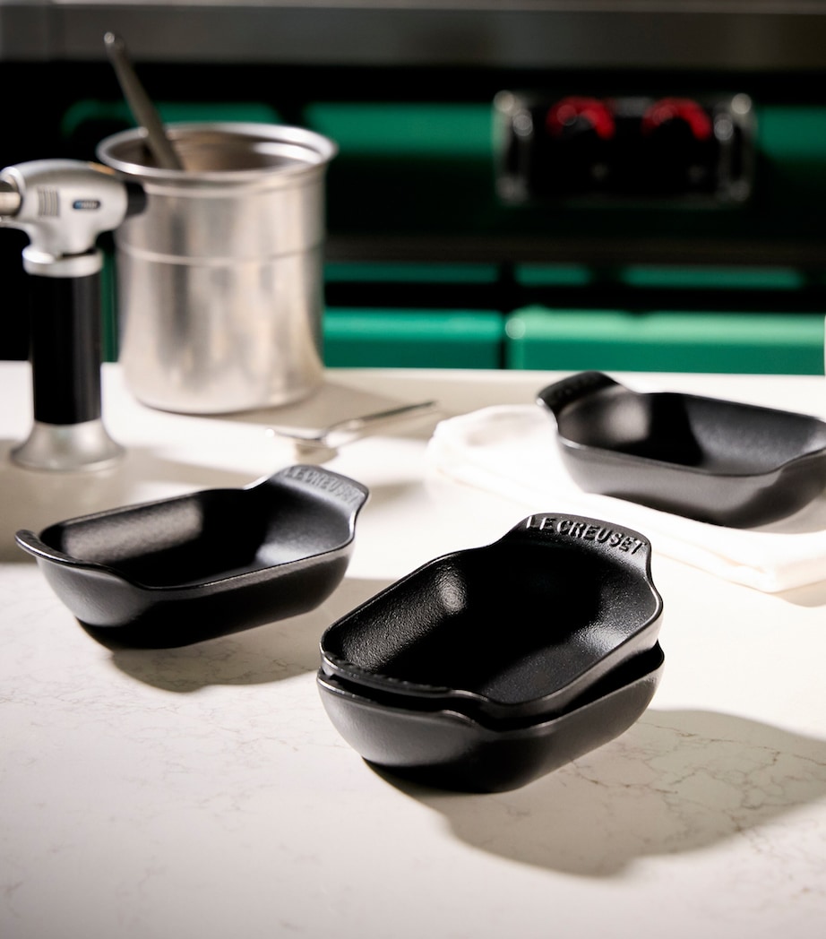 Set of 4 Cast Iron Gourmand Rectangular Mini Bakers (13cm) NO COLOUR Image 7