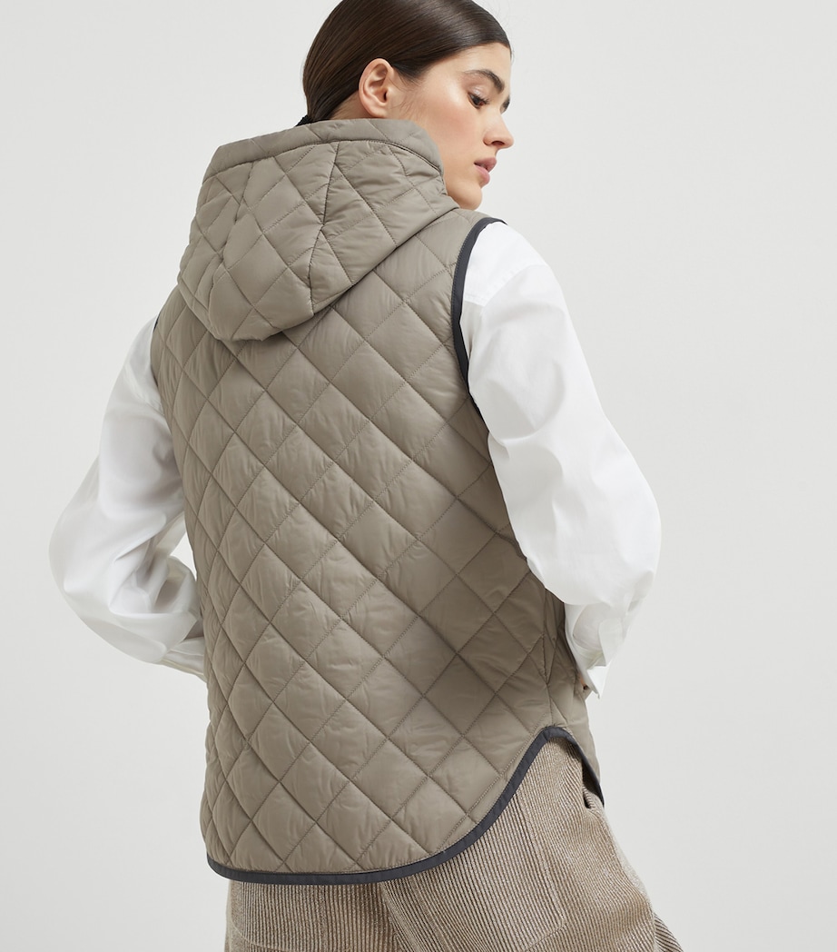 Quilted Hooded Gilet C2741 Image 3