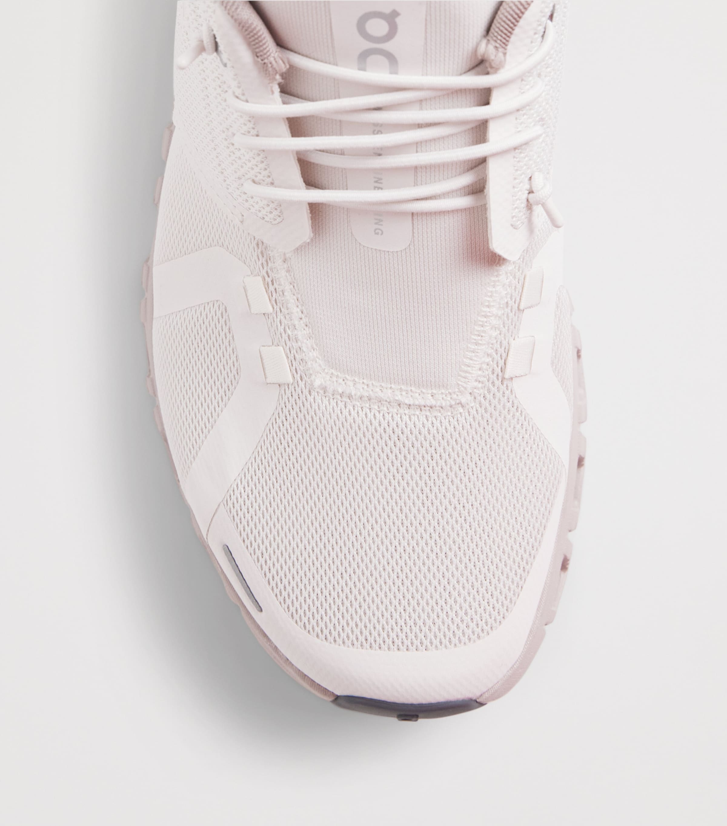 On Womens Cloud 6 Trainers Oyster | Biscuit Image 6