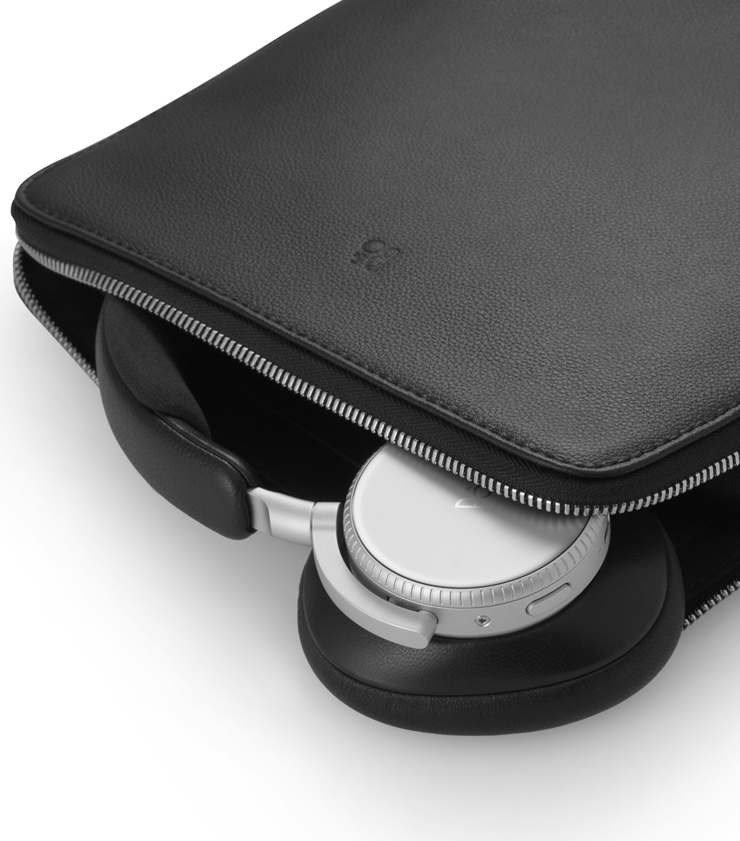 Beoplay H100 Noise-Cancelling Headphones INFINITE BLACK Image 7