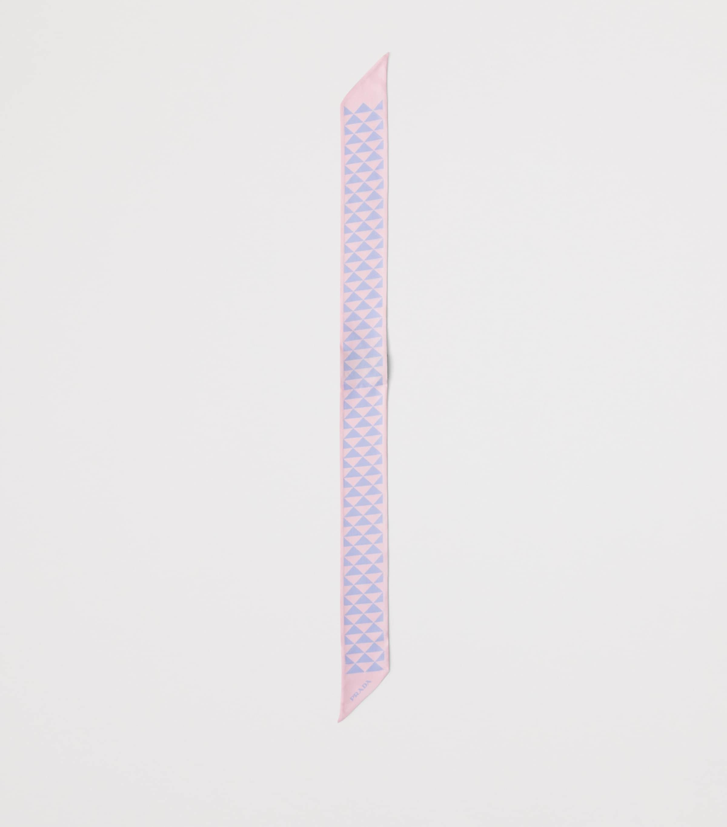 Silk Triangle Print Necktie F0TX6 Image 3