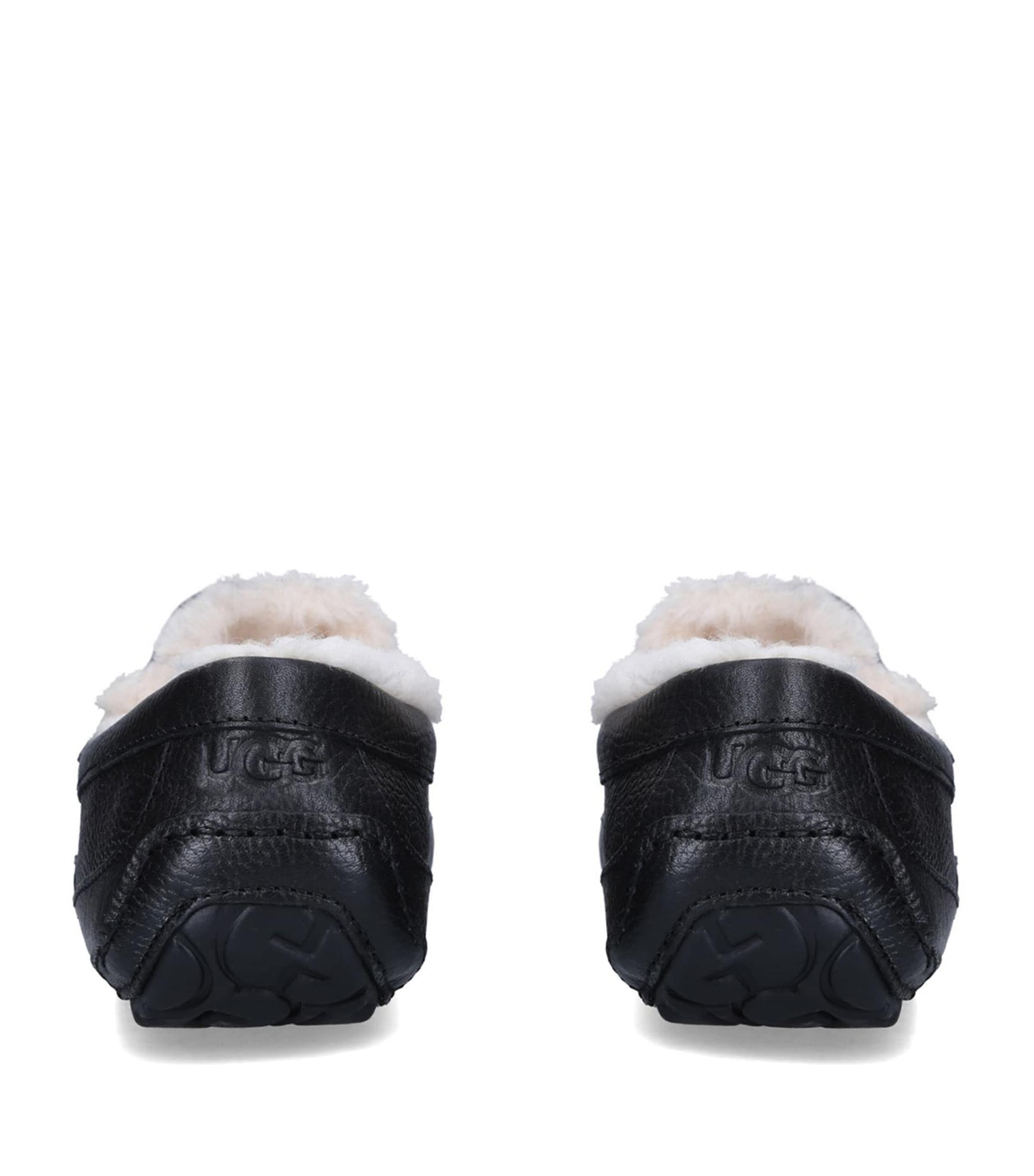 UGG Ascot Slippers Black Image 2