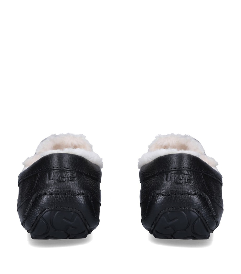 UGG Ascot Slippers Black Image 2